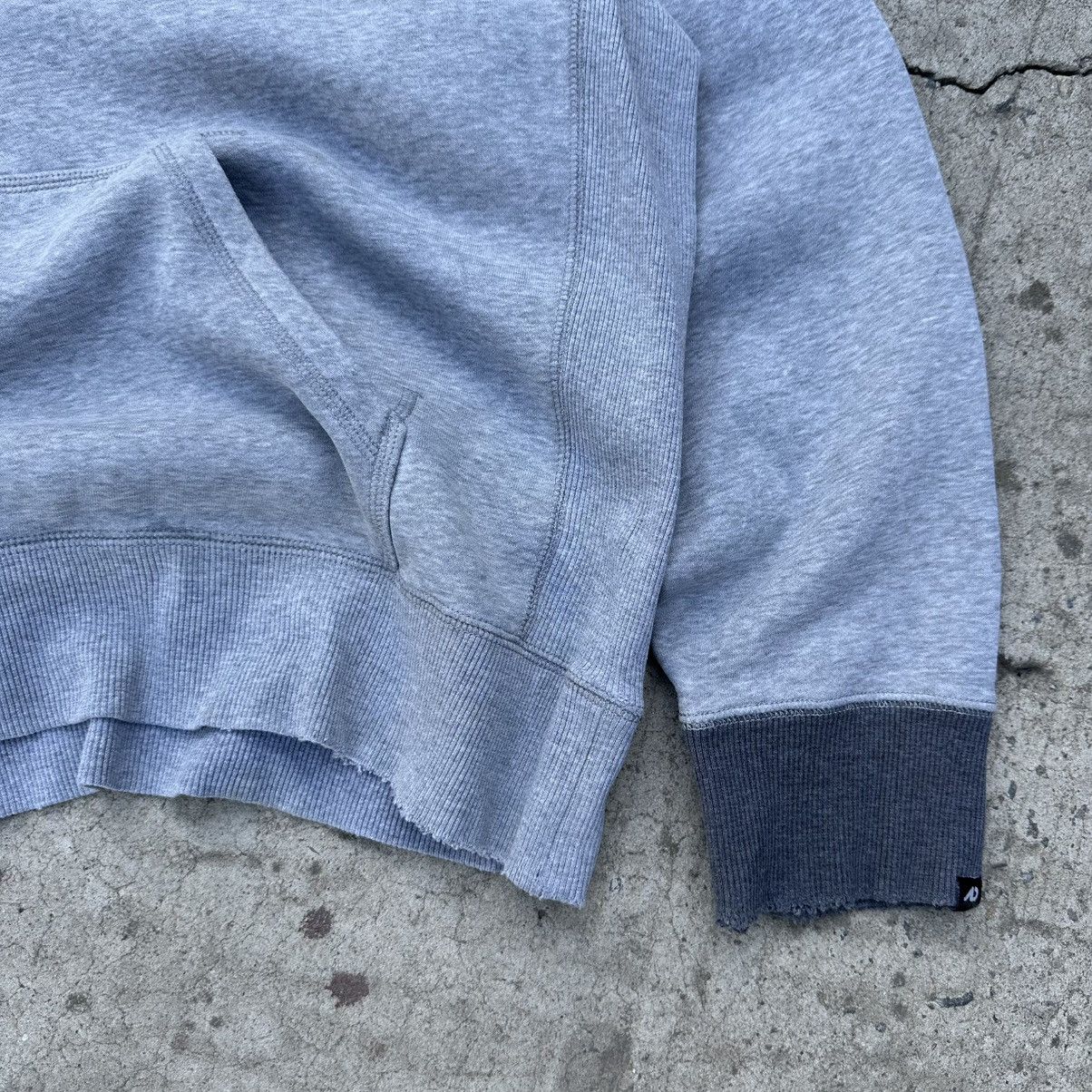 Nike VTG Nike Hoodie Blue Swoosh Size XXL Y2K 00s Grunge Crazy Size US XXL / EU 58 / 5 - 3 Thumbnail