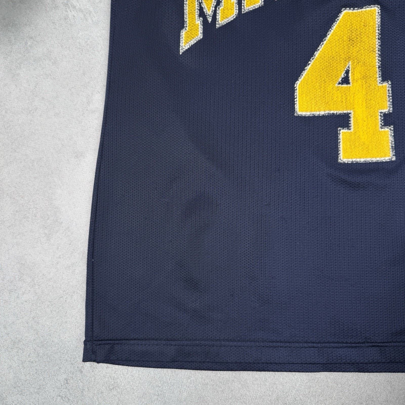 Champion Chris Webber University of Michigan Champion Basketball Size US S / EU 44-46 / 1 - 9 Thumbnail