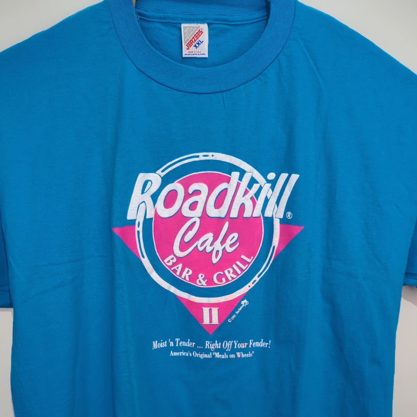 Jerzees VINTAGE Roadkill Cafe T Shirt Glow In The Dark New USA Made 2XL XXL Blue Jerzees Shirt Mens 90s Glow Size US XXL / EU 58 / 5 - 6 Thumbnail