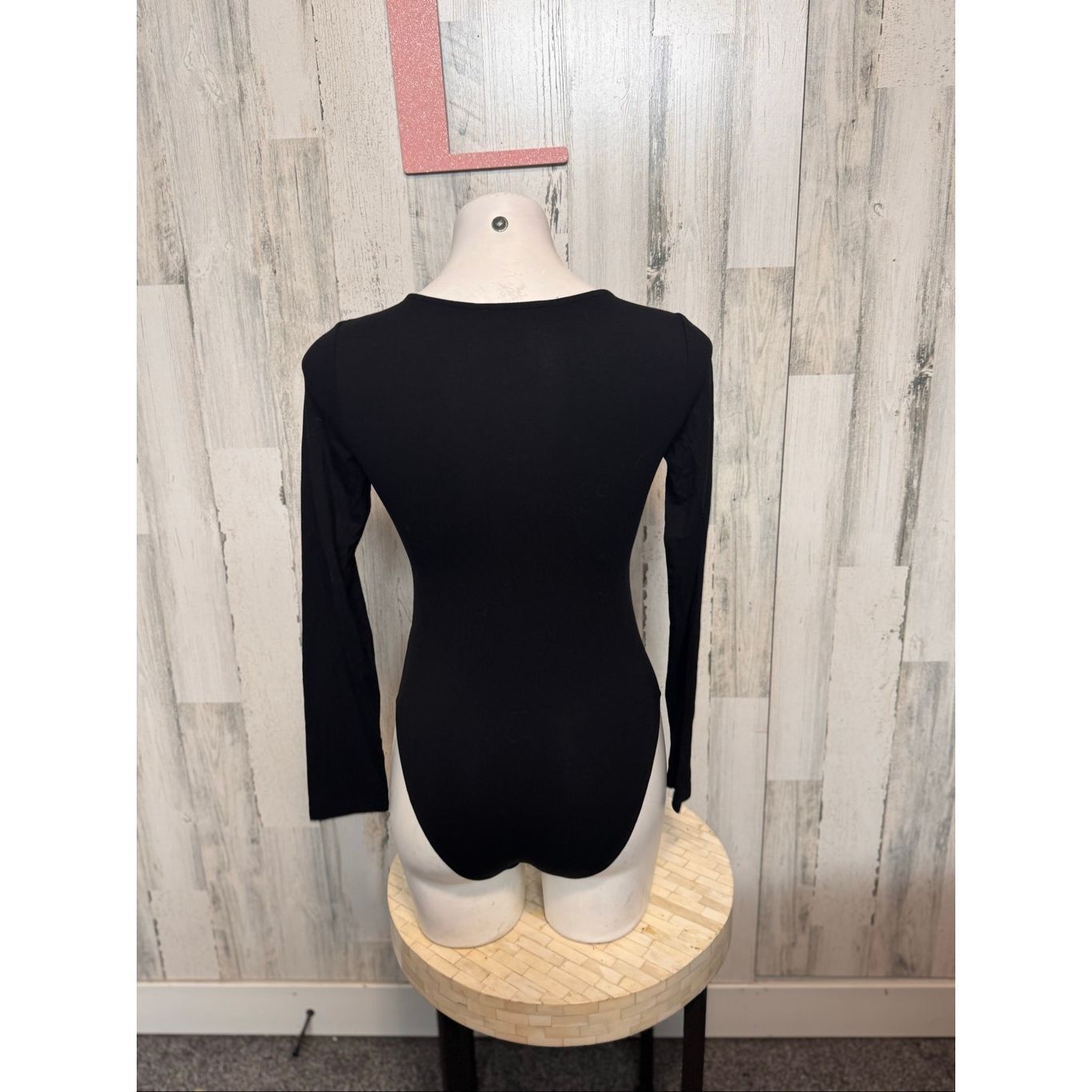 Forever 21 Forever 21 Black Long Sleeve Deep V Bodysuit Women’s Size L Size L / US 10 / IT 46 - 5 Thumbnail