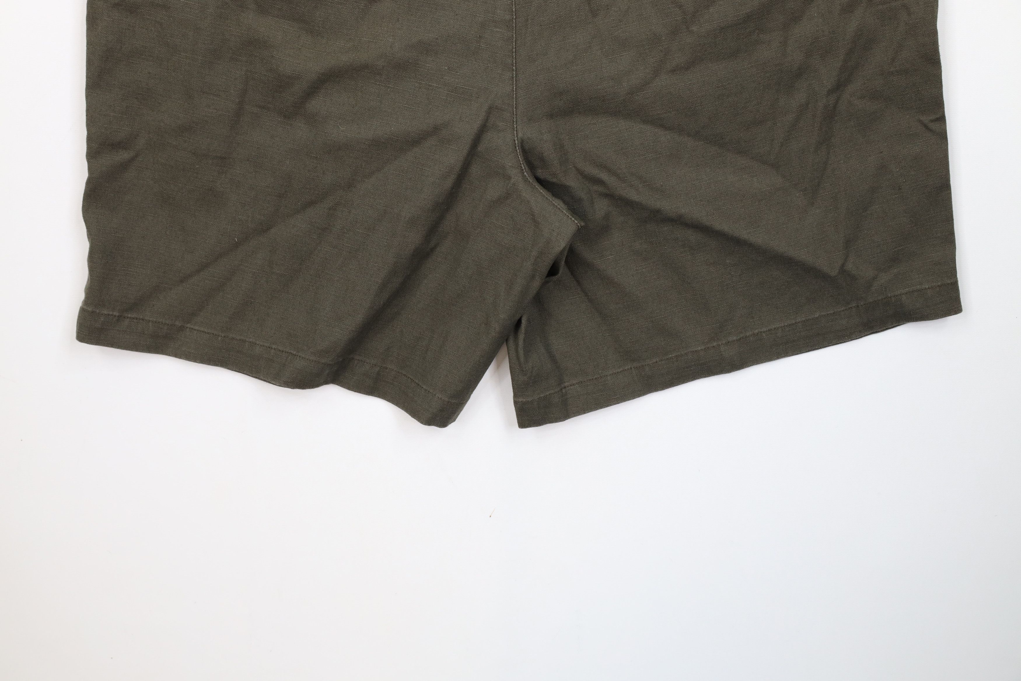 Tommy Hilfiger Deadstock Vintage 90s Tommy Hilfiger Pleated Chino Shorts Size US 38 / EU 54 - 12 Thumbnail