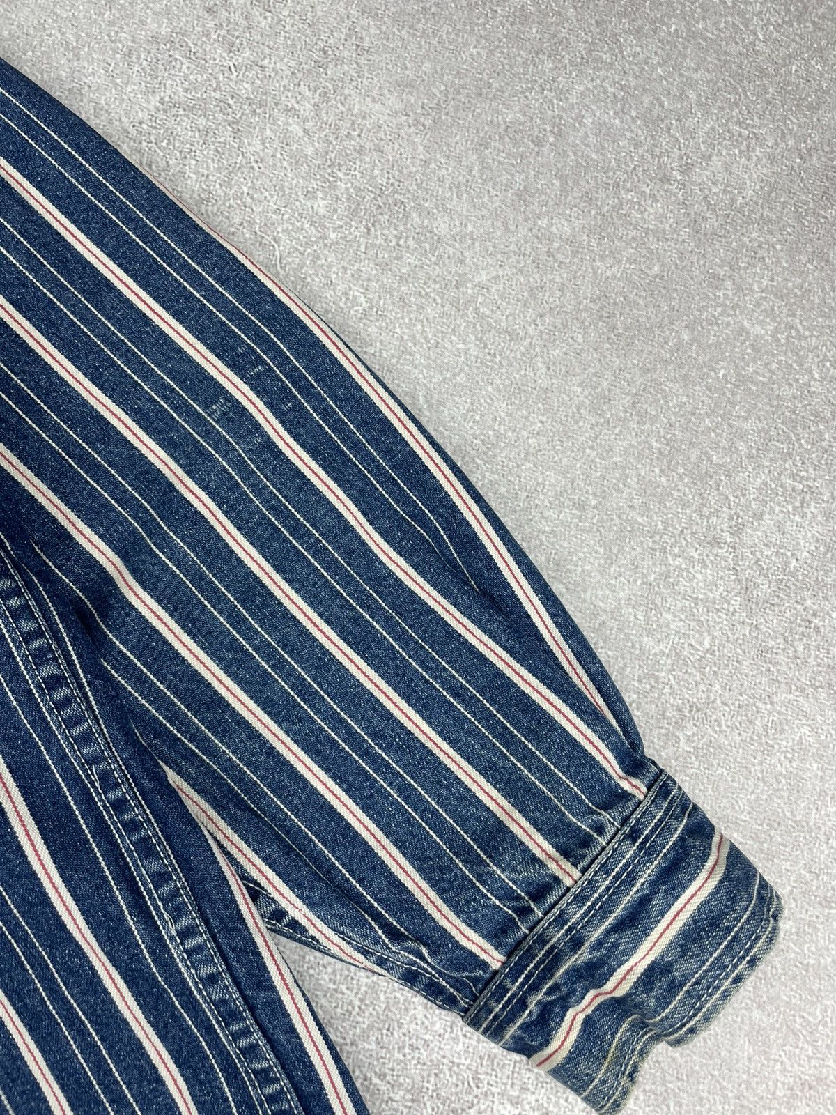 Levi's × Levi's Vintage Clothing × Vintage Vintage 90’s Levi’s Striped Long Sleeved Denim Shirt Cowboy Size US L / EU 52-54 / 3 - 7 Thumbnail
