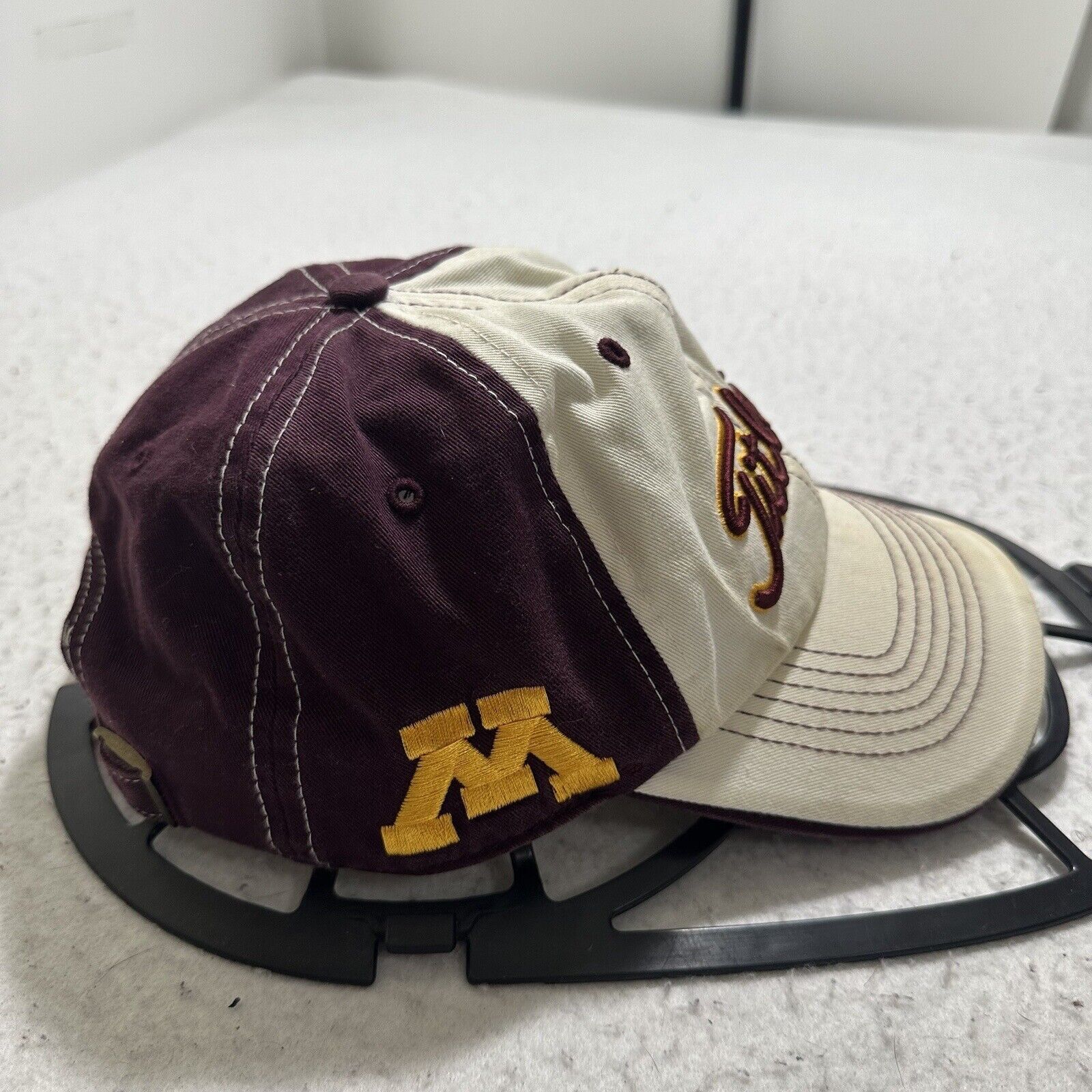 Titleist Titleist Minnesota Gophers Adjustable Baseball Hat Size ONE SIZE - 7 Thumbnail