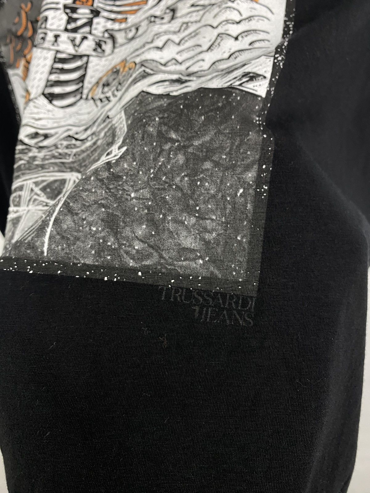 Trussardi 🇮🇹 Trussardi Don’t Give Up T-Shirt Luxury Rare Retro Hype Y2K Size US M / EU 48-50 / 2 - 6 Thumbnail