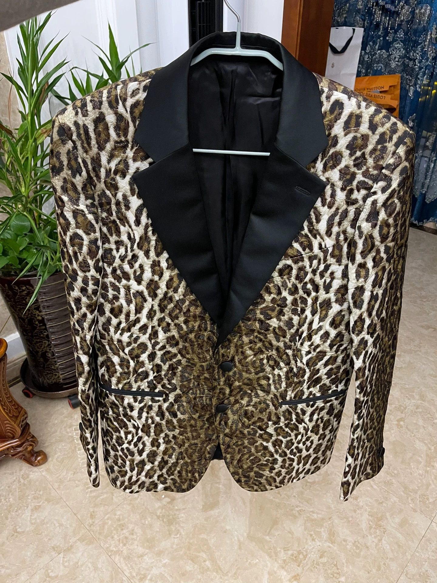 Versace VERSACE Runway Leopard Print Gold Embroidered Suit 50 Size US M / EU 48-50 / 2 - 1 Thumbnail