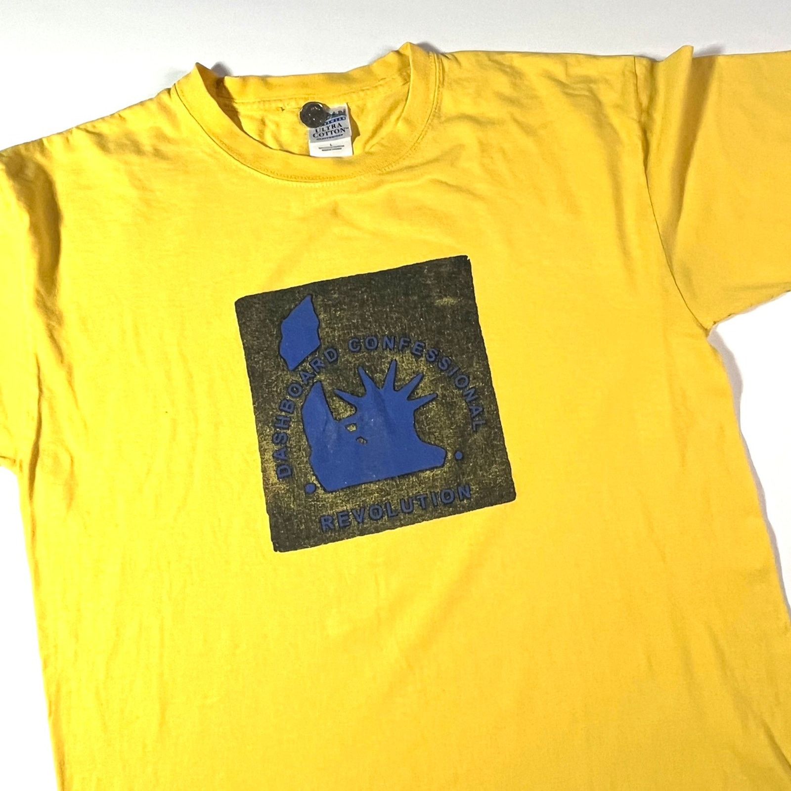 Band Tees × Vintage Vintage 1990’s Dashboard Confessional Revolution Tshirt Med Size US M / EU 48-50 / 2 - 2 Thumbnail