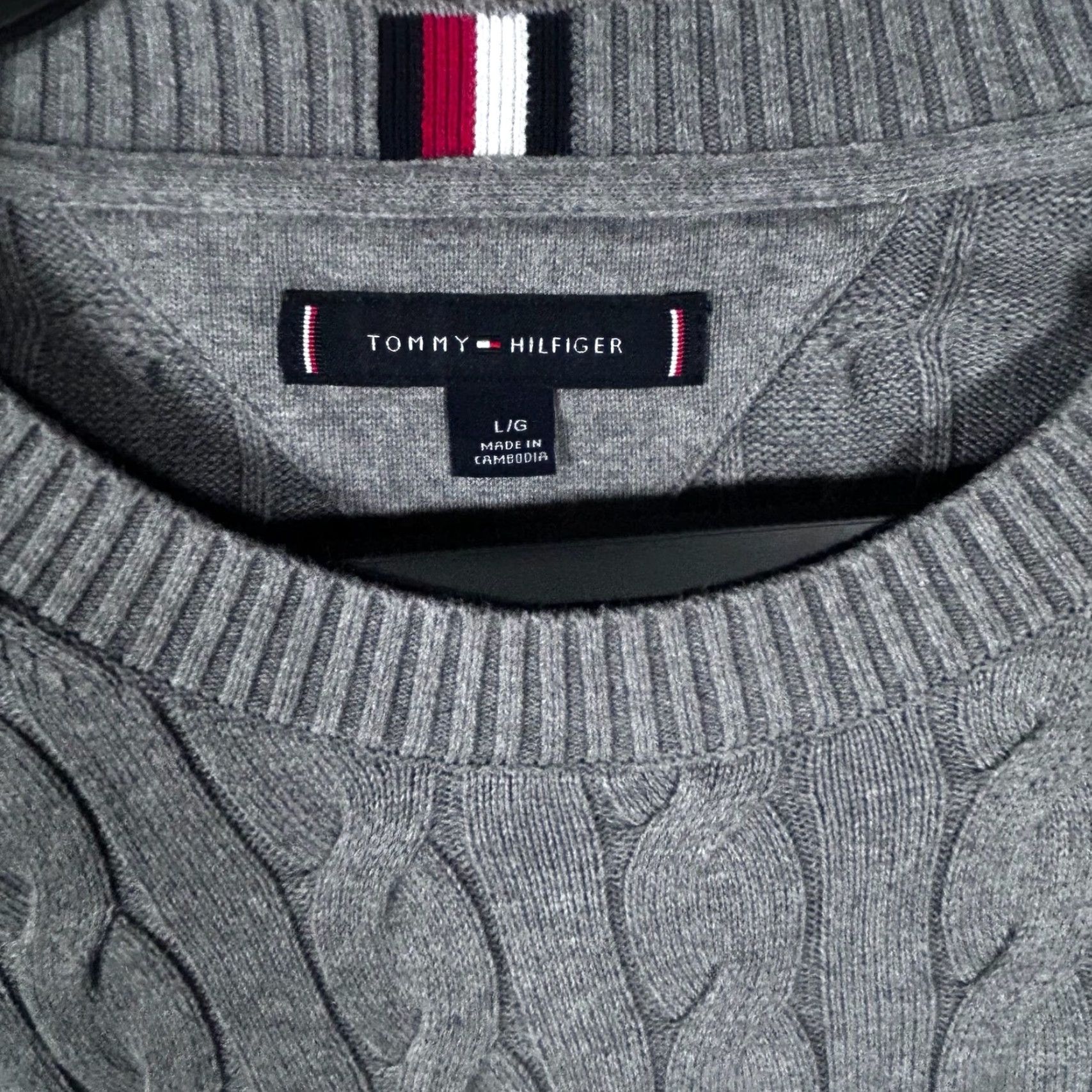 Tommy Hilfiger Tommy Hilfiger Mens Gray Cable Knit Crewneck Sweater Size L Logo Cotton Pullover Knit Crew Neck Casual Womens? Mens Size US L / EU 52-54 / 3 - 2 Thumbnail
