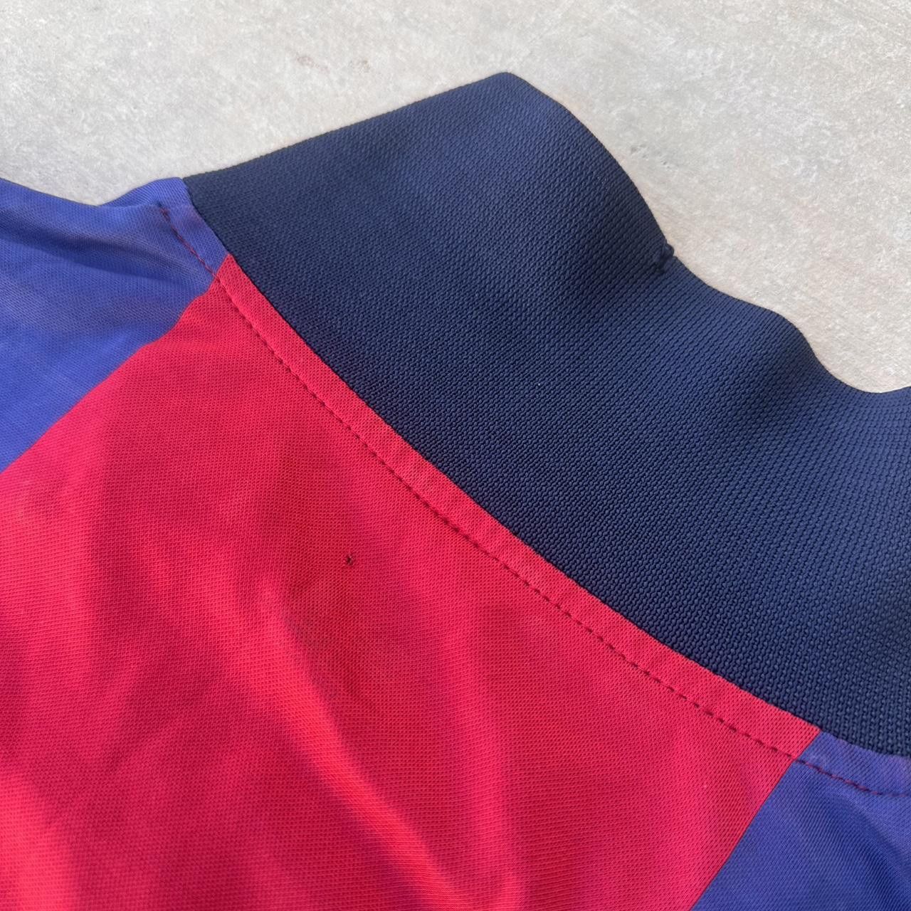 Nike Barcelona 2000-01 Home jersey Size US L / EU 52-54 / 3 - 4 Thumbnail