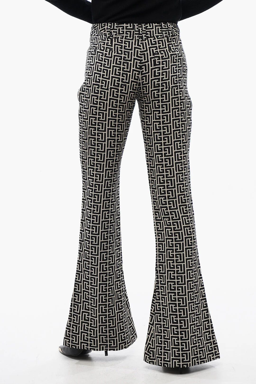 Balmain og1mm0326 Low-Rise Wool Flared Pant in Black/White Size 27" / US 4 / IT 40 - 4 Thumbnail
