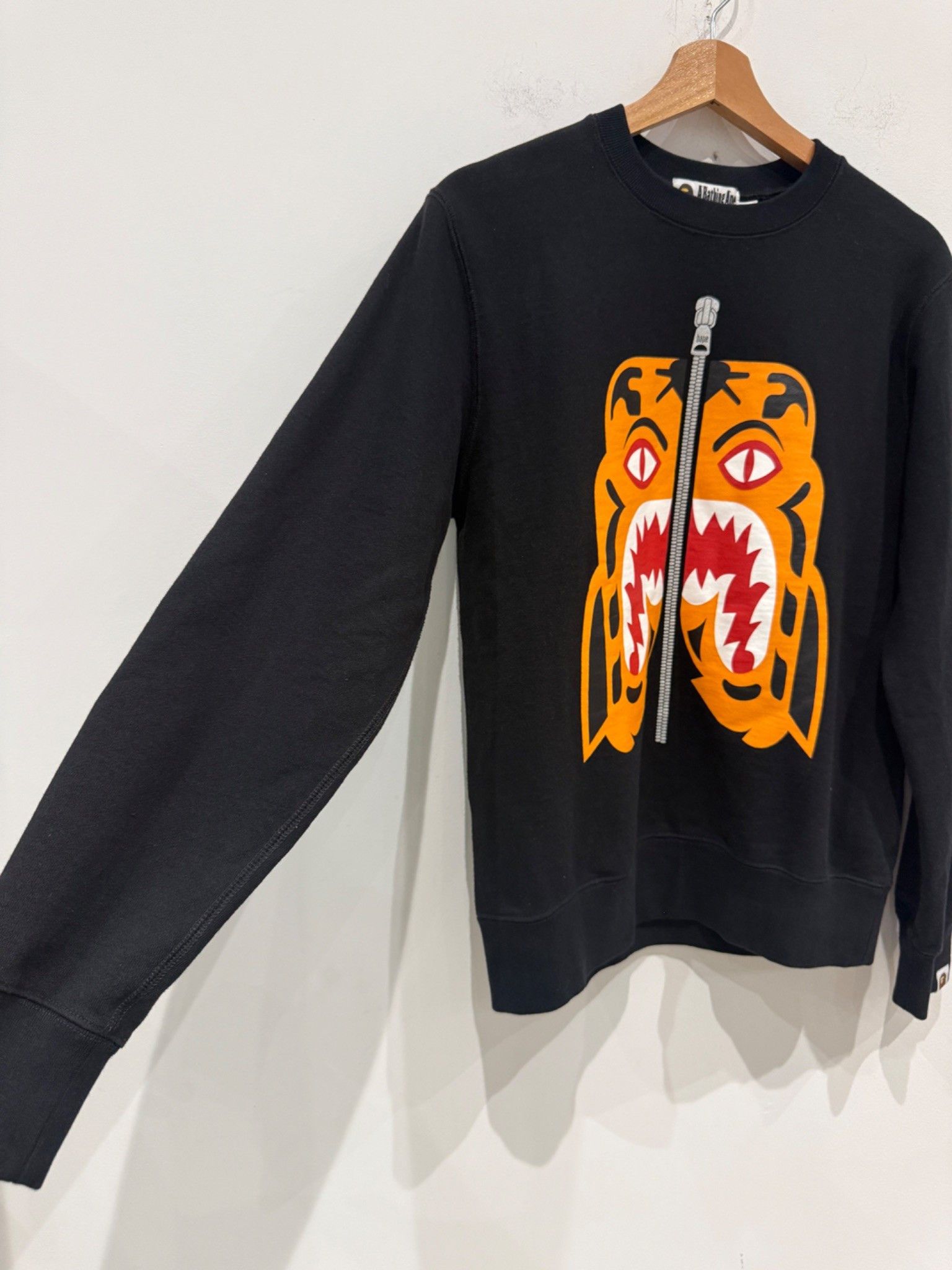 Bape BAPE Tiger Crewneck Black Size US M / EU 48-50 / 2 - 2 Thumbnail