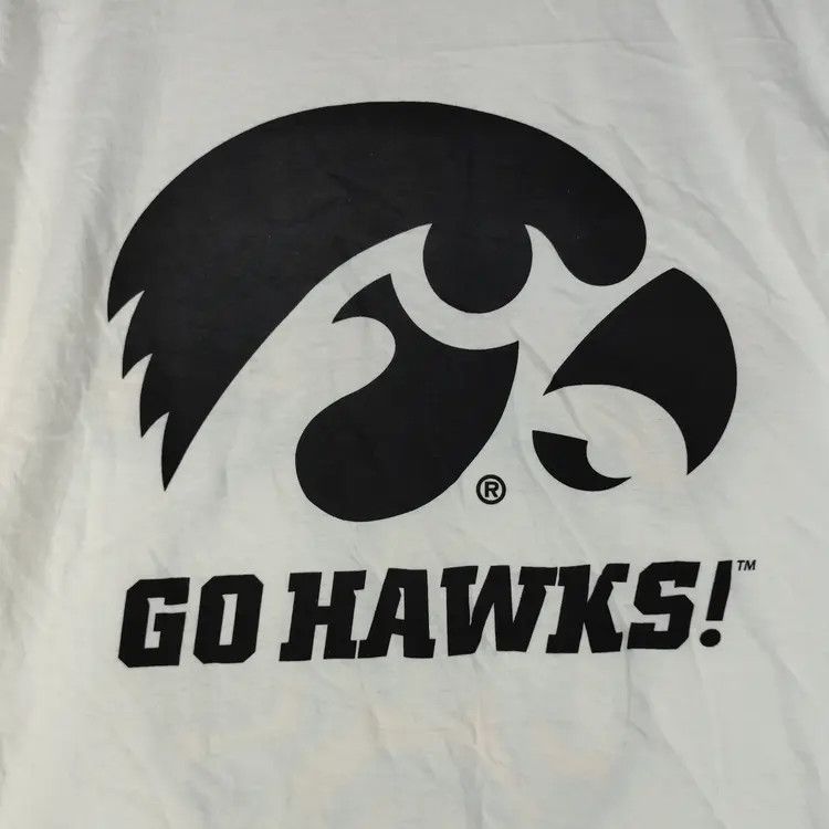 Fruit Of The Loom IOWA Hawkeyes Basketball Coach Francis John McCaffery Tshirt Size US XL / EU 56 / 4 - 5 Thumbnail