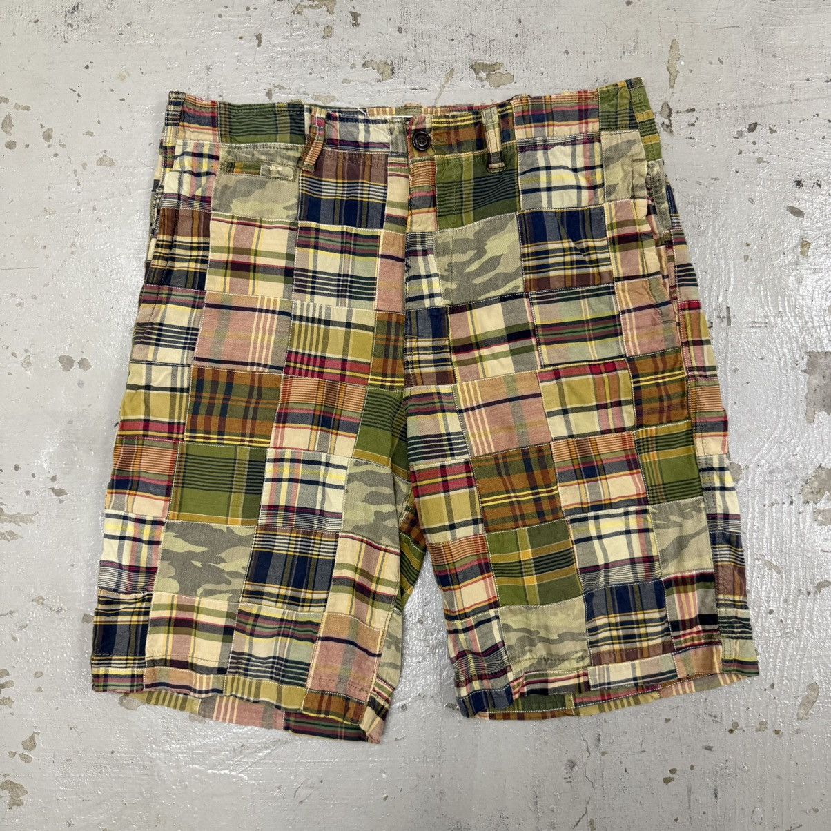 American Eagle Outfitters American Eagle Patchwork Madras Plaid Camo Jorts Size US 38 / EU 54 - 1 Thumbnail