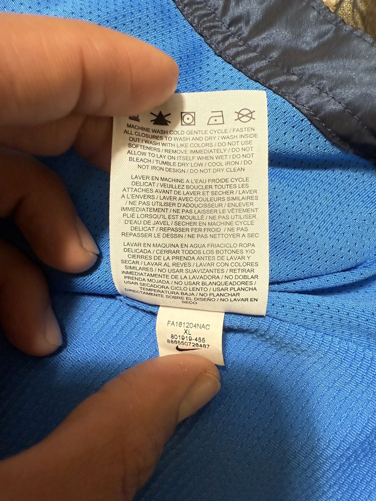 Nike ***FINAL DROP***RARE NIKE SHIELDTECH METALLIC JACKET SIZE XL Size US XL / EU 56 / 4 - 13 Thumbnail