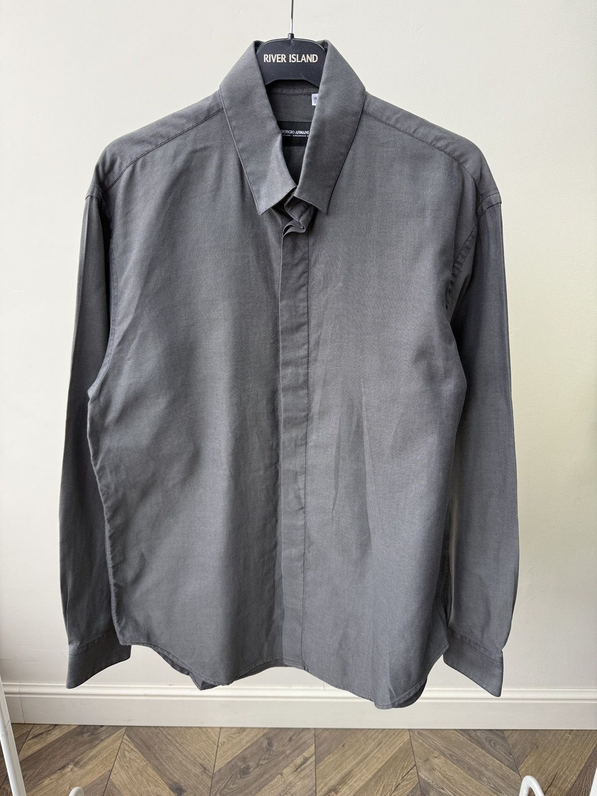 Giorgio Armani Vintage Giorgio Armani Milano Grey Button Up Shirt Size US L / EU 52-54 / 3 - 1 Thumbnail