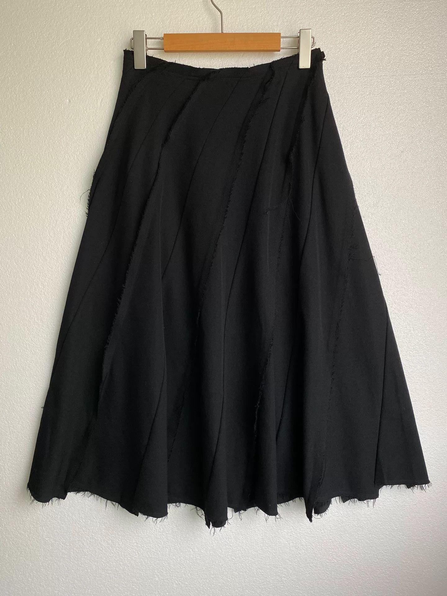 Comme des Garcons COMME des GARCONS Wool Midi Skirt Vintage Size US 26 / EU 42 - 1 Thumbnail