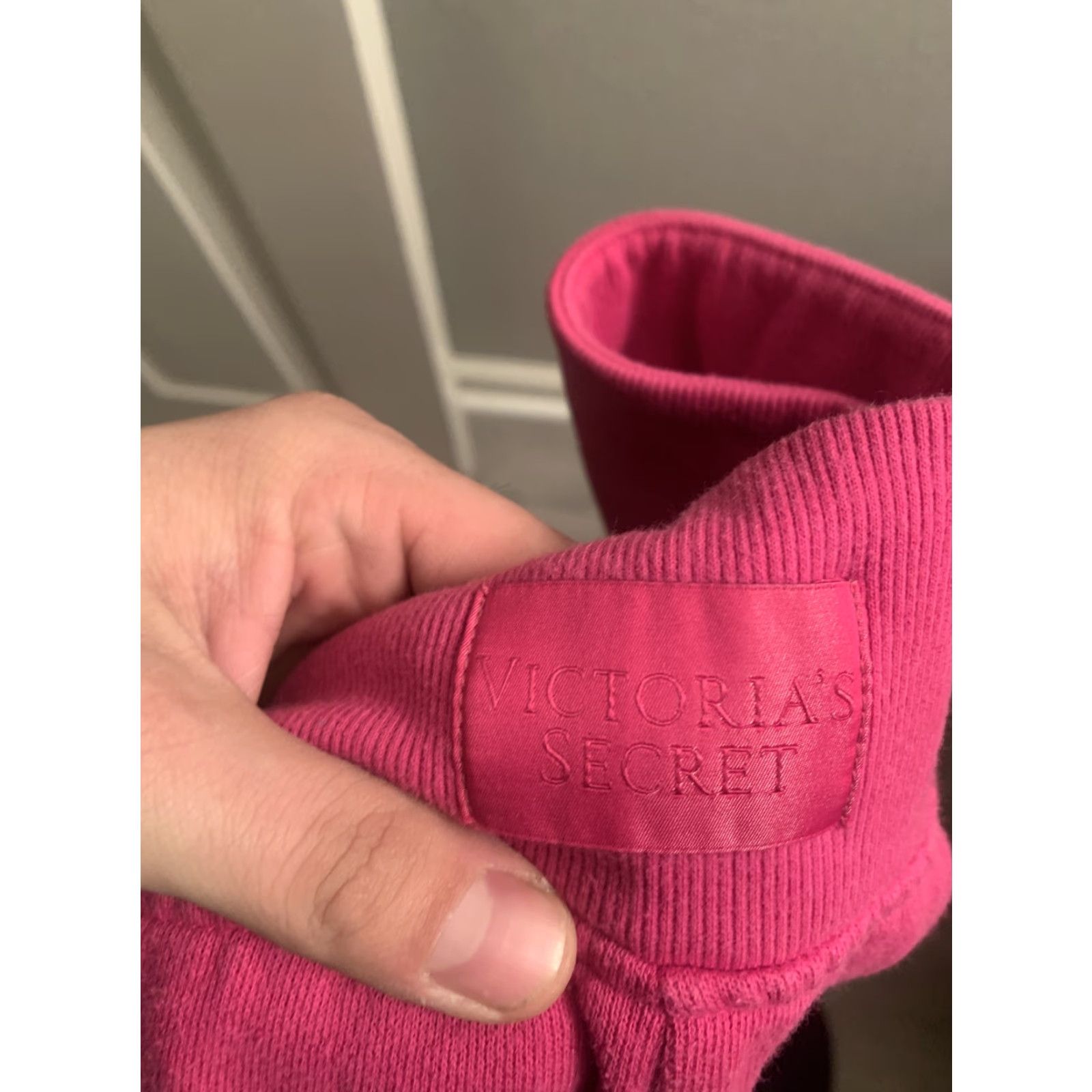 Victoria's Secret VINTAGE? (No) Victoria's Secret Jogger Pants Women S Pink Jogger Activewear Womens Small Pink Victoria's Secret Joggers JS? Size 28" / US 6 / IT 42 - 5 Thumbnail