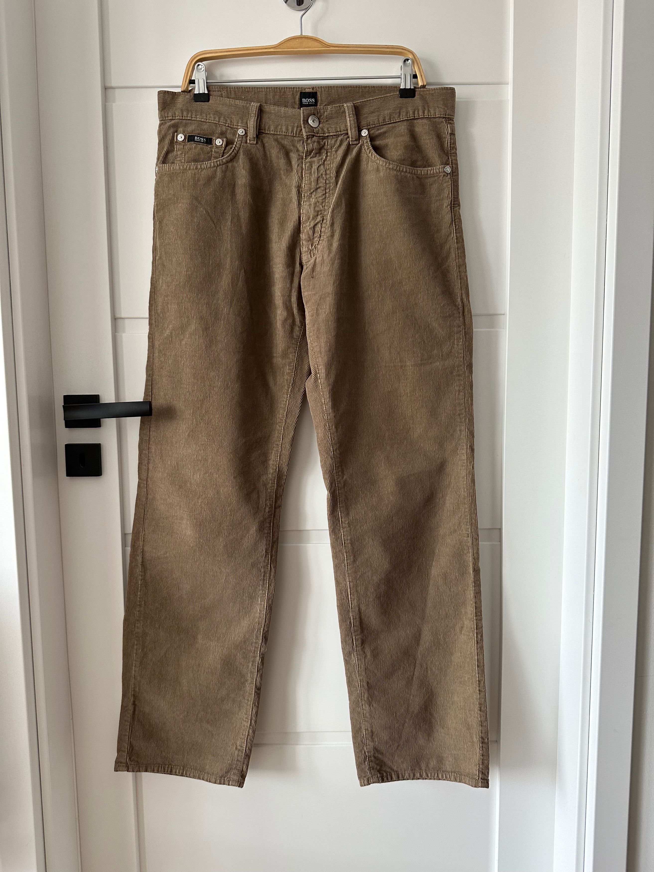 Hugo Boss Hugo Boss Corduroy texas pants trousers brown Size US 33 - 1 Thumbnail