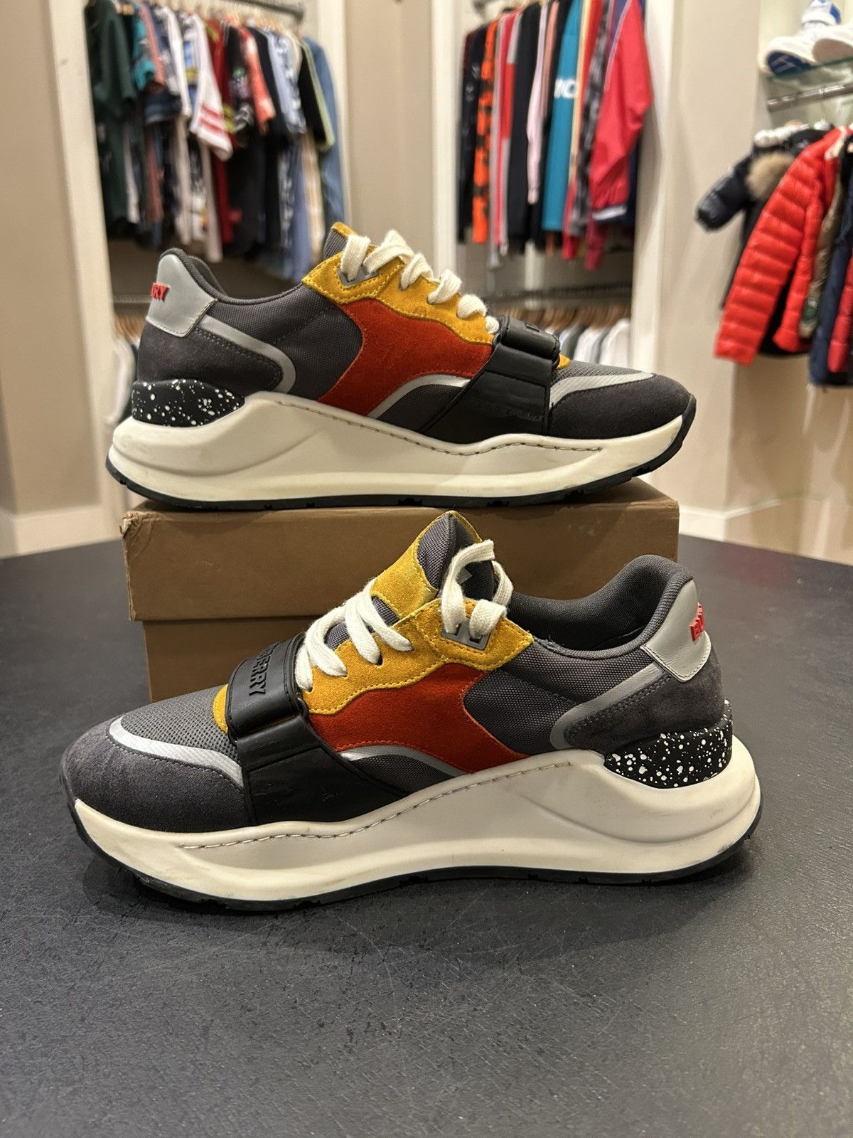 Burberry Burberry Strap Sneakers Size US 8 / EU 41 - 2 Thumbnail