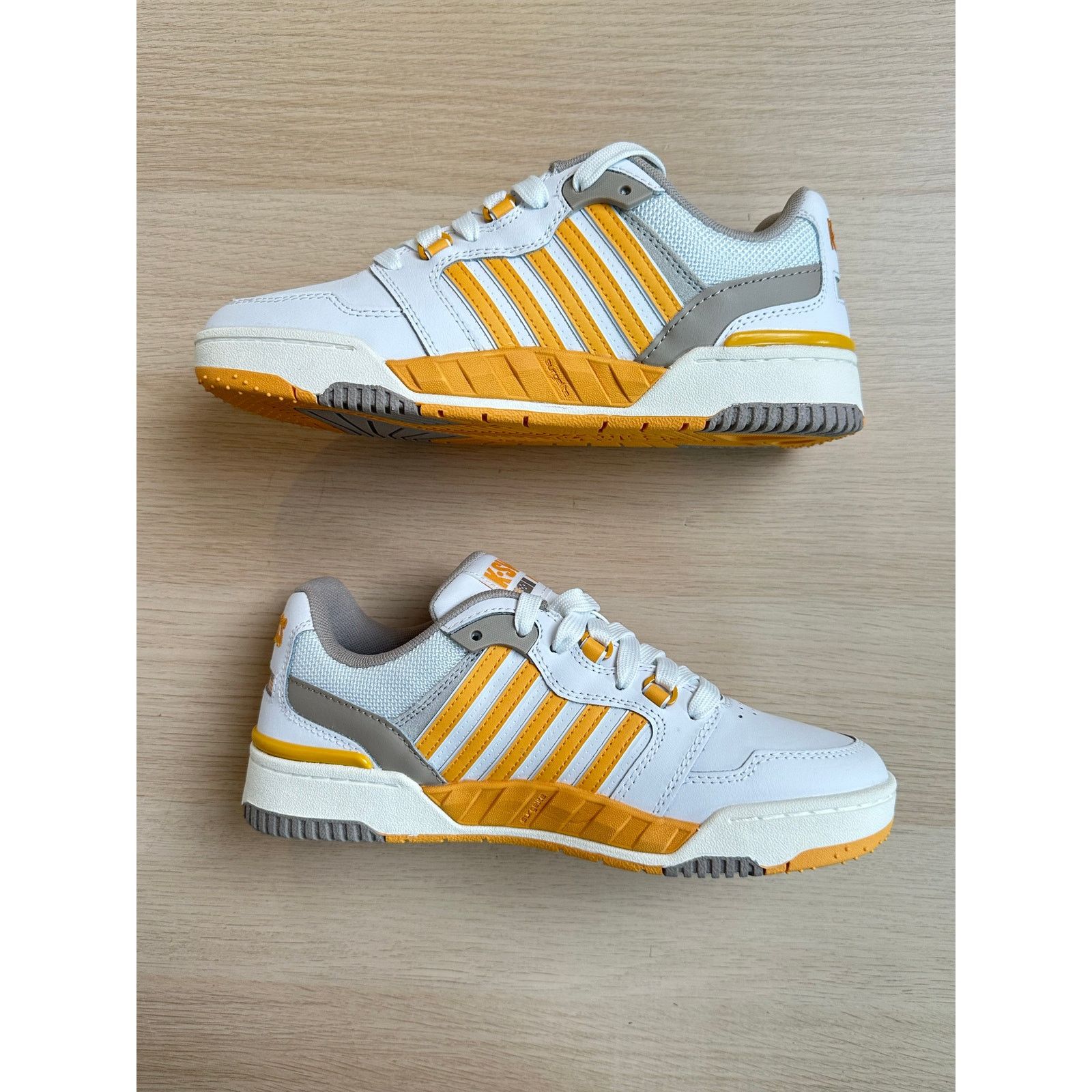 K-Swiss K-SWISS Si-18 International White Sneaker Size 8M - NEW Size US 7.5 / EU 40-41 - 4 Thumbnail