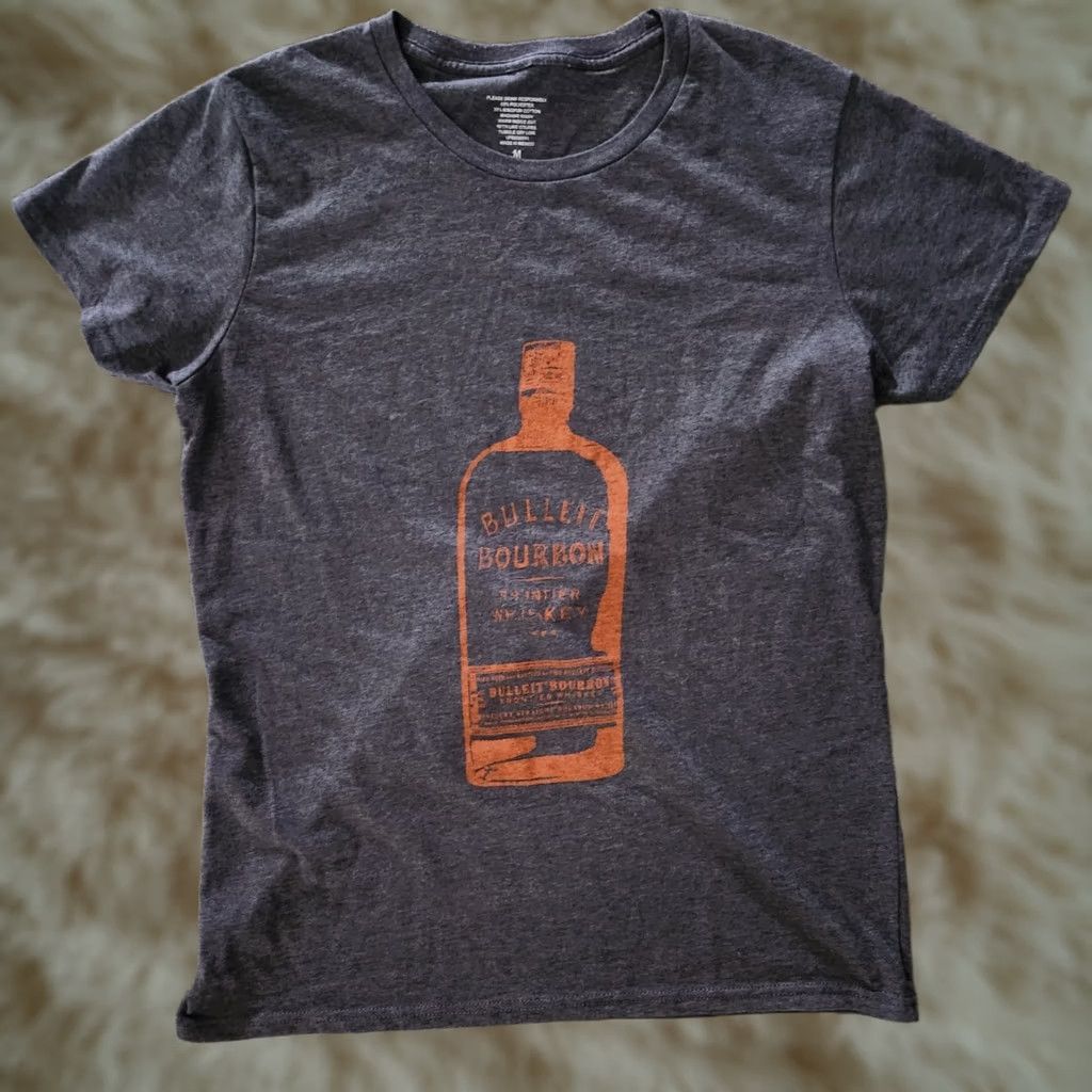 Gildan Bulleit Bourbon Frontier Whiskey T Shirt Men's Medium Gray Kentucky Distillery Gildan Crew Neck Short Sleeve Cotton Blend Logo Size US M / EU 48-50 / 2 - 1 Thumbnail