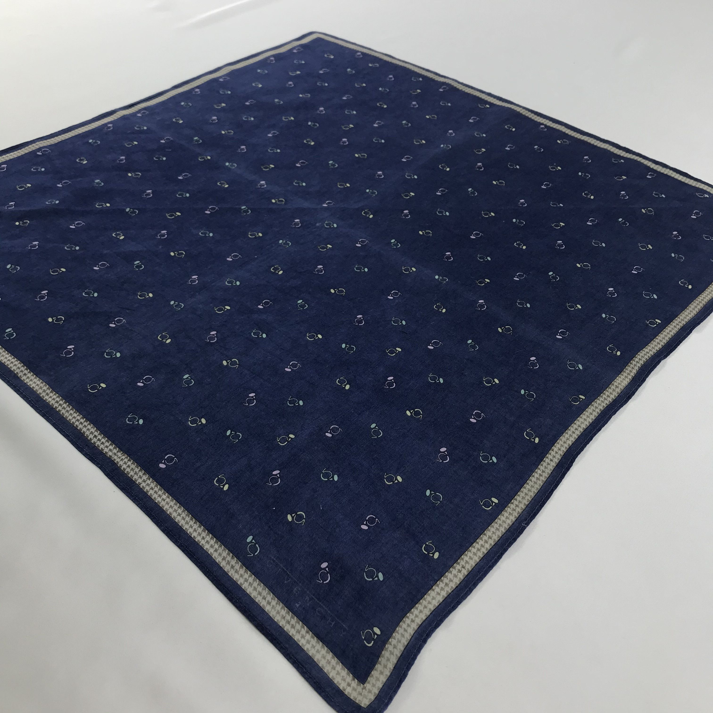 Vintage Givenchy Bandana / Handkerchief / Neckerchief - S1494 Size ONE SIZE - 2 Thumbnail