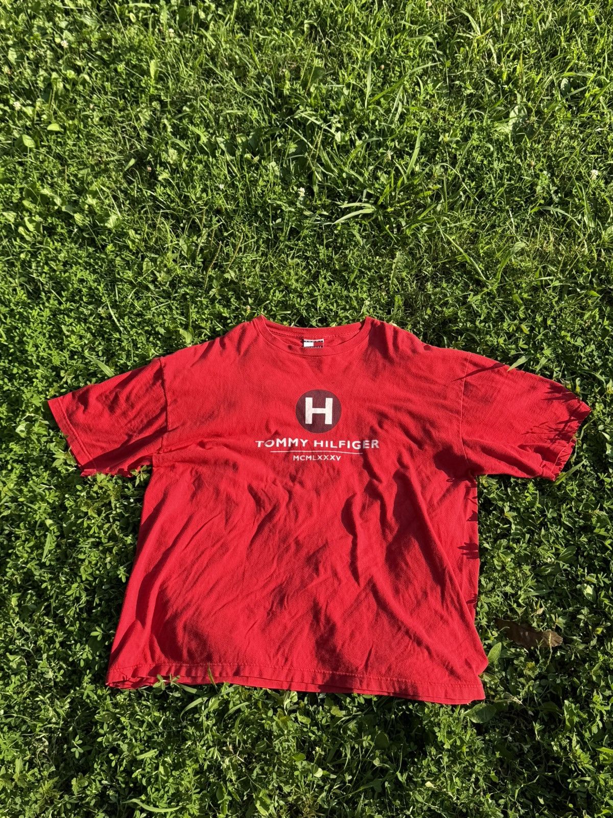 Tommy Hilfiger Tommy Hilfiger Roman Numeral T-Shirt ‘Red’ Size US XXL / EU 58 / 5 - 1 Thumbnail