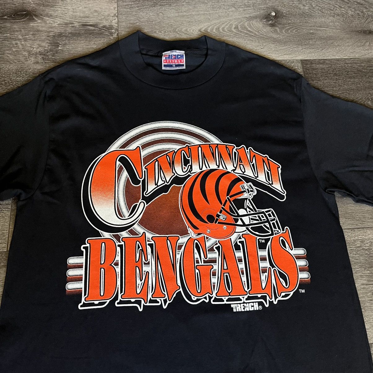 Trench USA Vintage 90s NFL Cincinnati Bengals Trench USA Helmet T Shirt Size US M / EU 48-50 / 2 - 3 Thumbnail