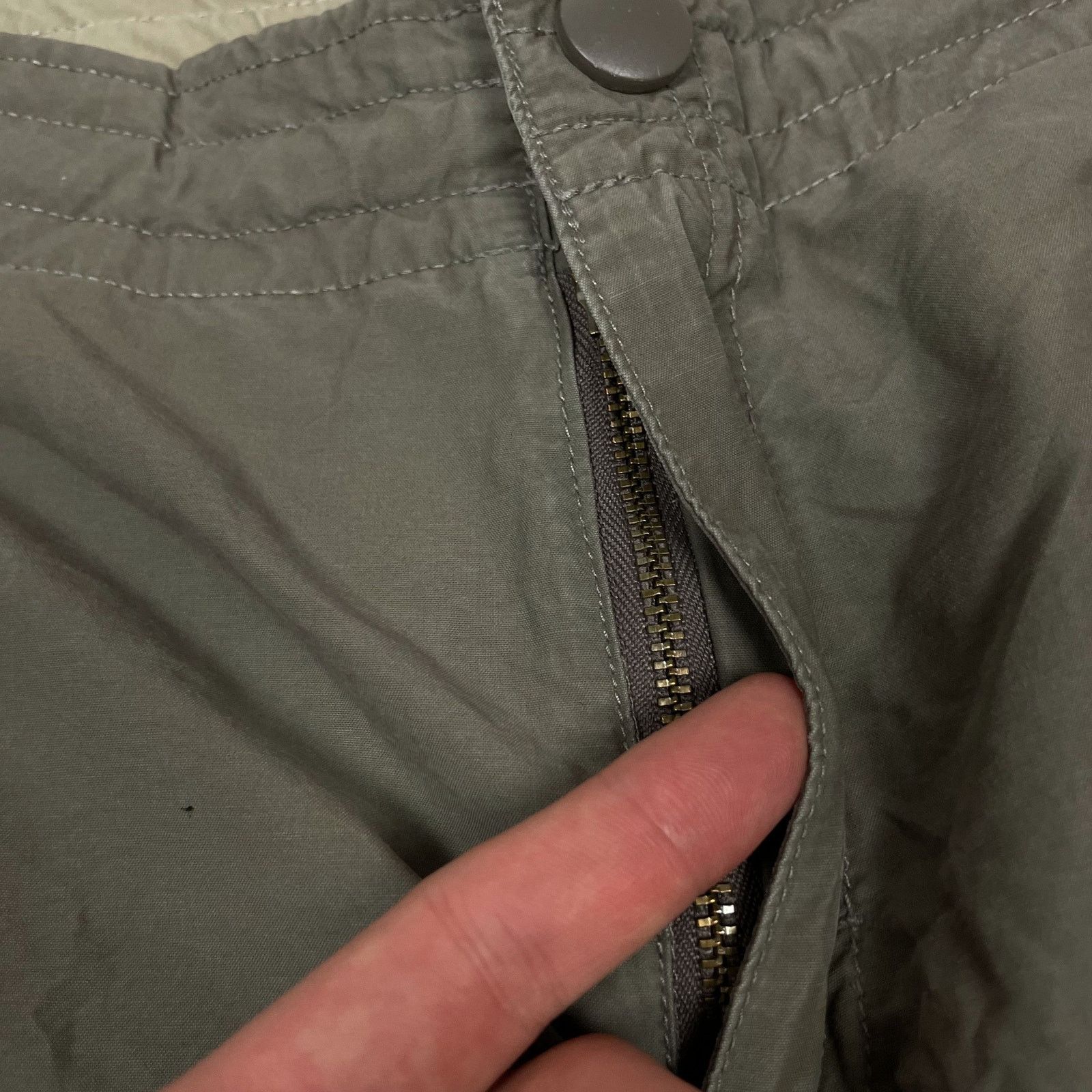 Nike × Vintage Nike Adults Olive Green Cotton Swoosh Zip Fly Cargo Short Size US 30 / EU 46 - 5 Thumbnail