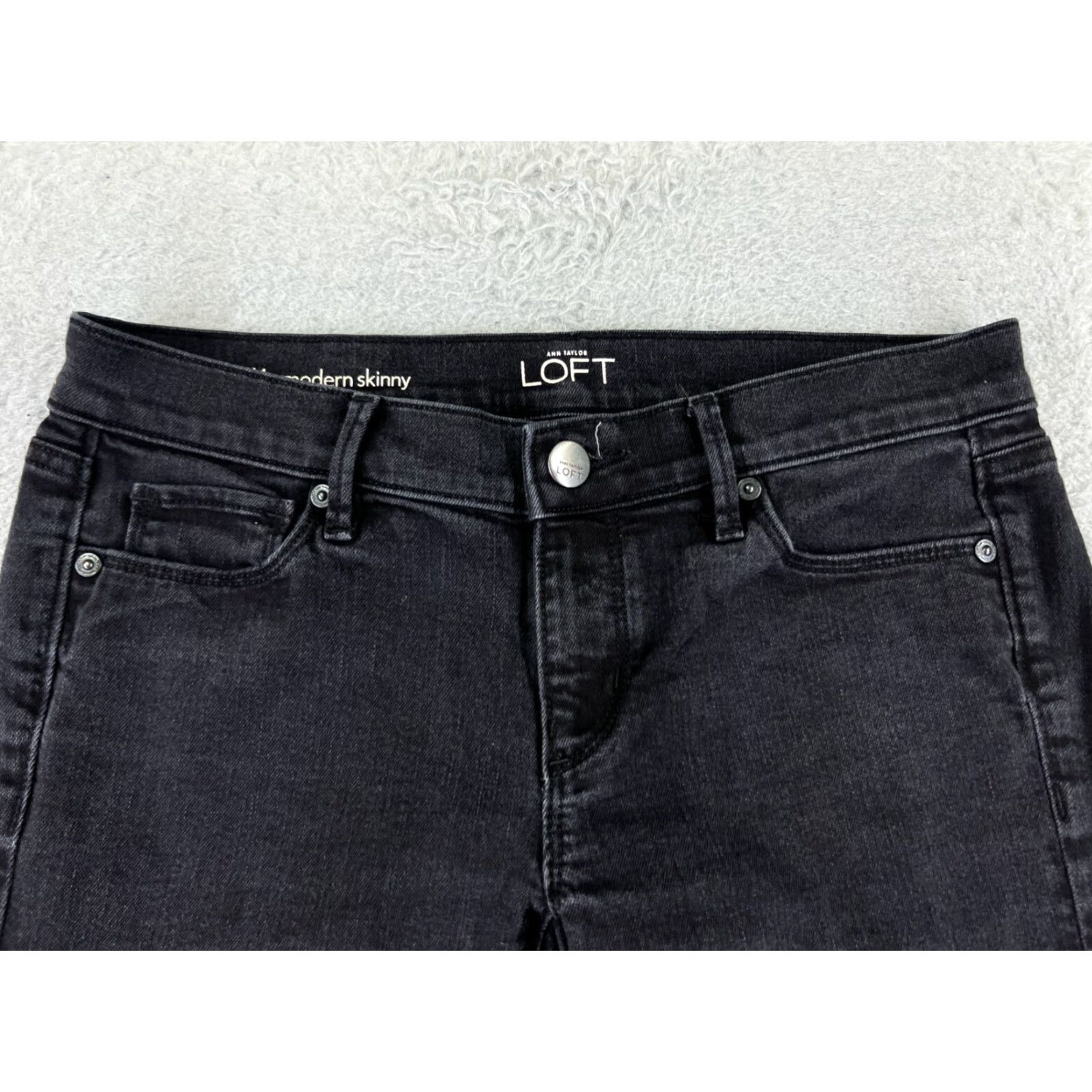 Ann Taylor Ann Taylor Jeans Womens 4 Black Denim Skinny Cotton 29x30 Loft Modern Bend Size 27" / US 4 / IT 40 - 4 Thumbnail