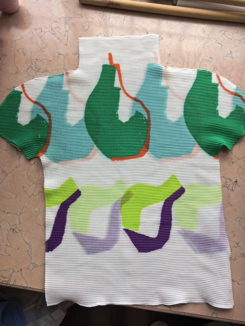 Issey Miyake Issey Miyake size:one size white tank top Size XS / US 0-2 / IT 36-38 - 1 Thumbnail