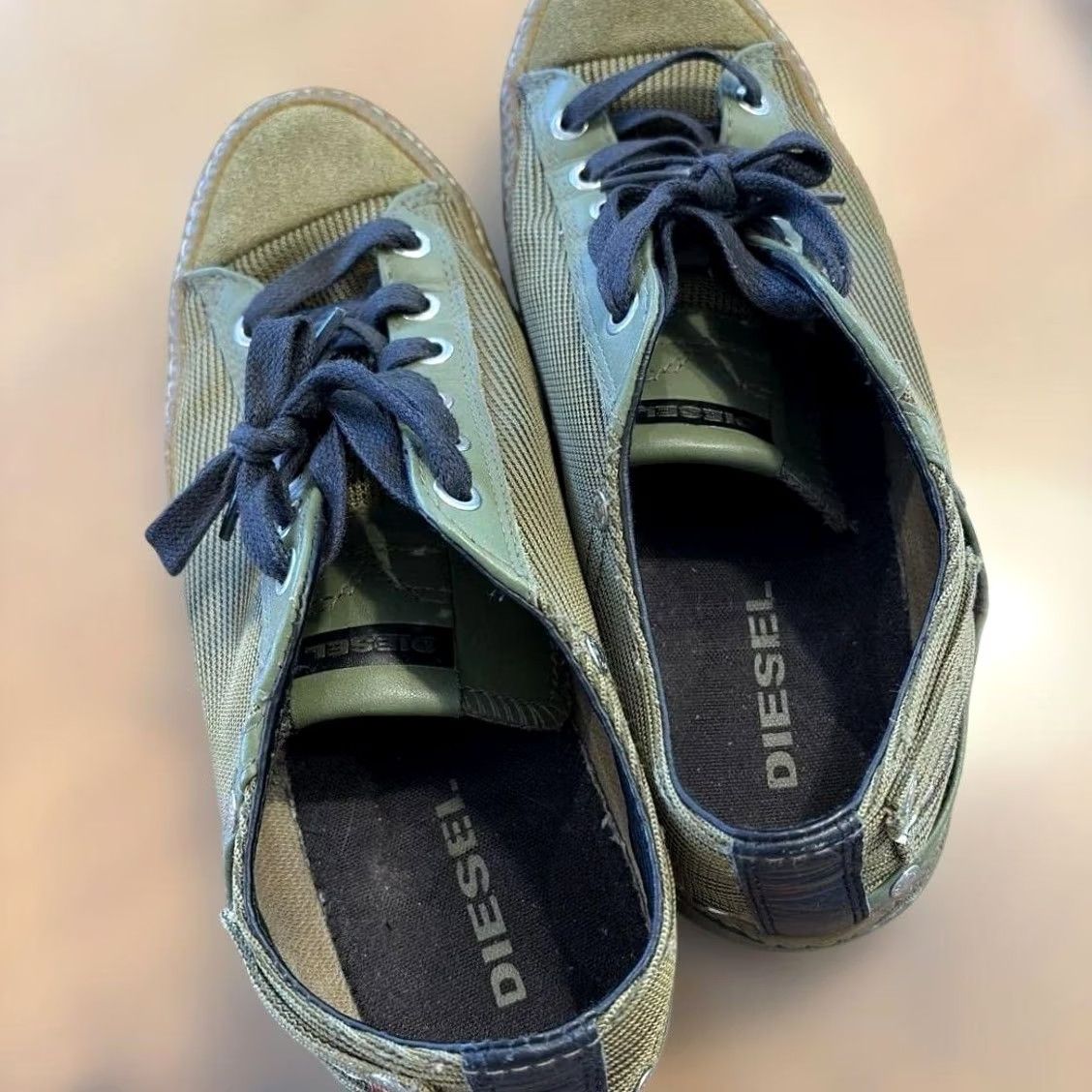 Diesel VINTAGE Diesel Men 8.5US Sneakers Casual Stylish Olive Green Canvas Suede 90s 00s Size US 9 / EU 42 - 3 Thumbnail