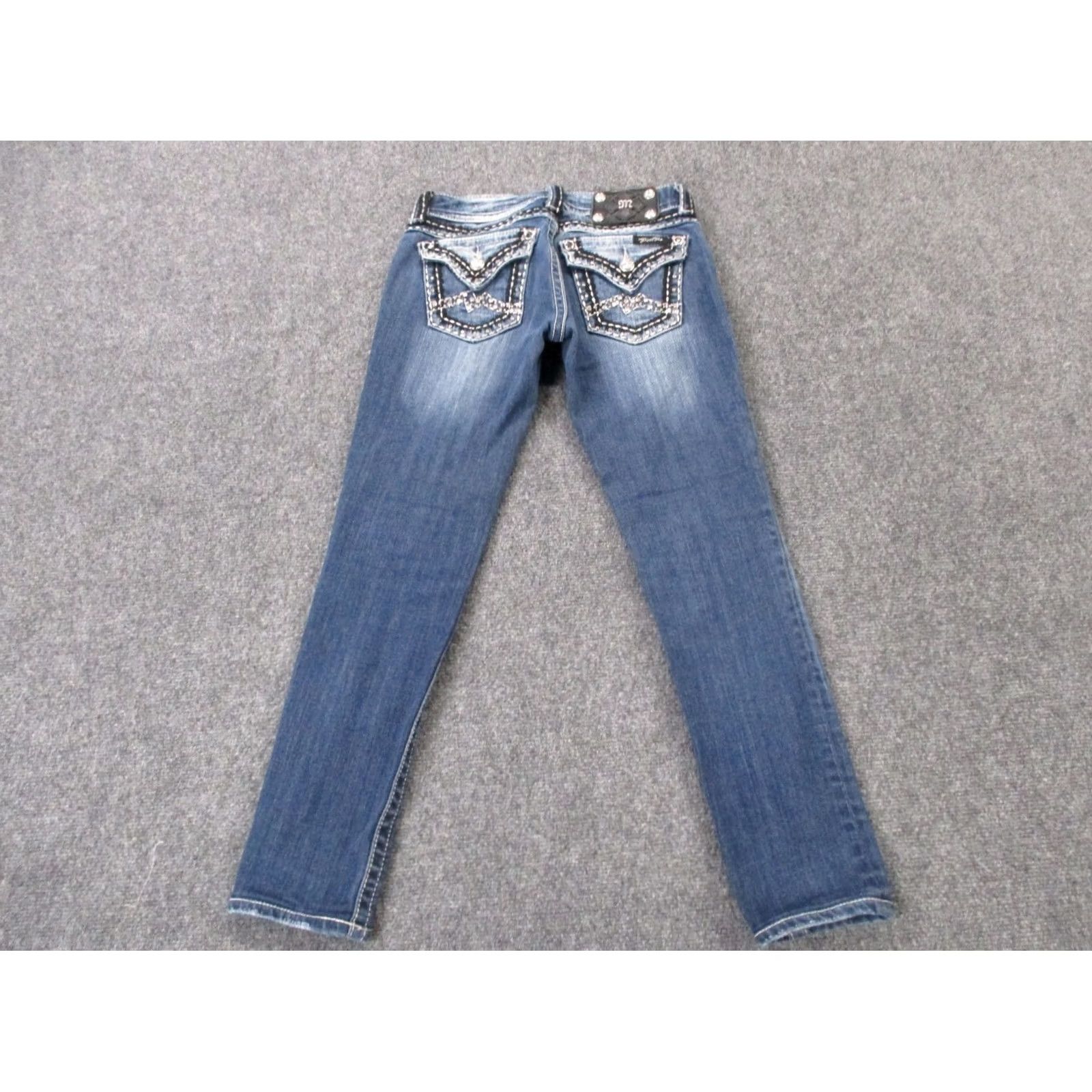 Miss Me Miss Me Jeans Womens 25 Blue Denim Buckle Skinny Faded Y2K Casual Stretch Jeans Girls Womens 25 Blue Denim Buckle Skinny Faded Y2K Casual Stretch Size 42" / US 20 - 2 Thumbnail