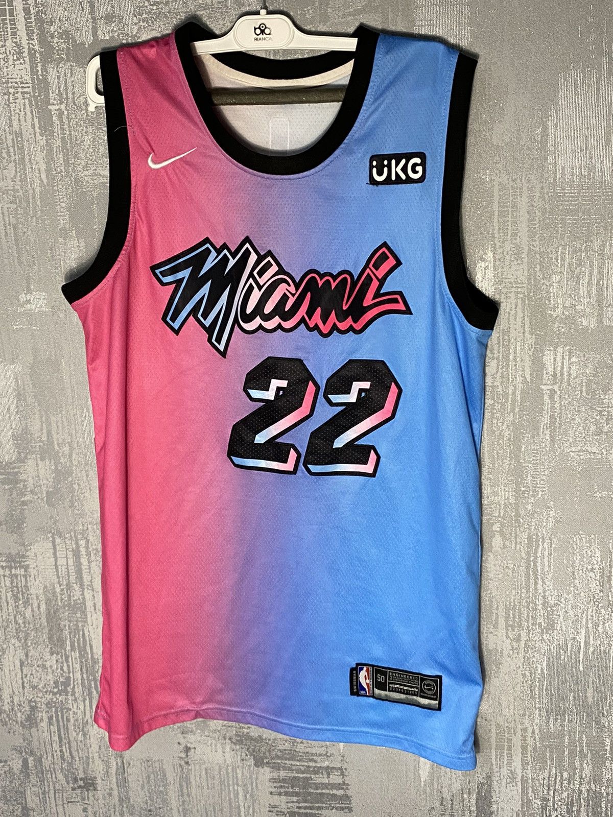 NBA × Nike NBA Nike Miami Basketball Jersey # 22 Butler Size US M / EU 48-50 / 2 - 1 Thumbnail