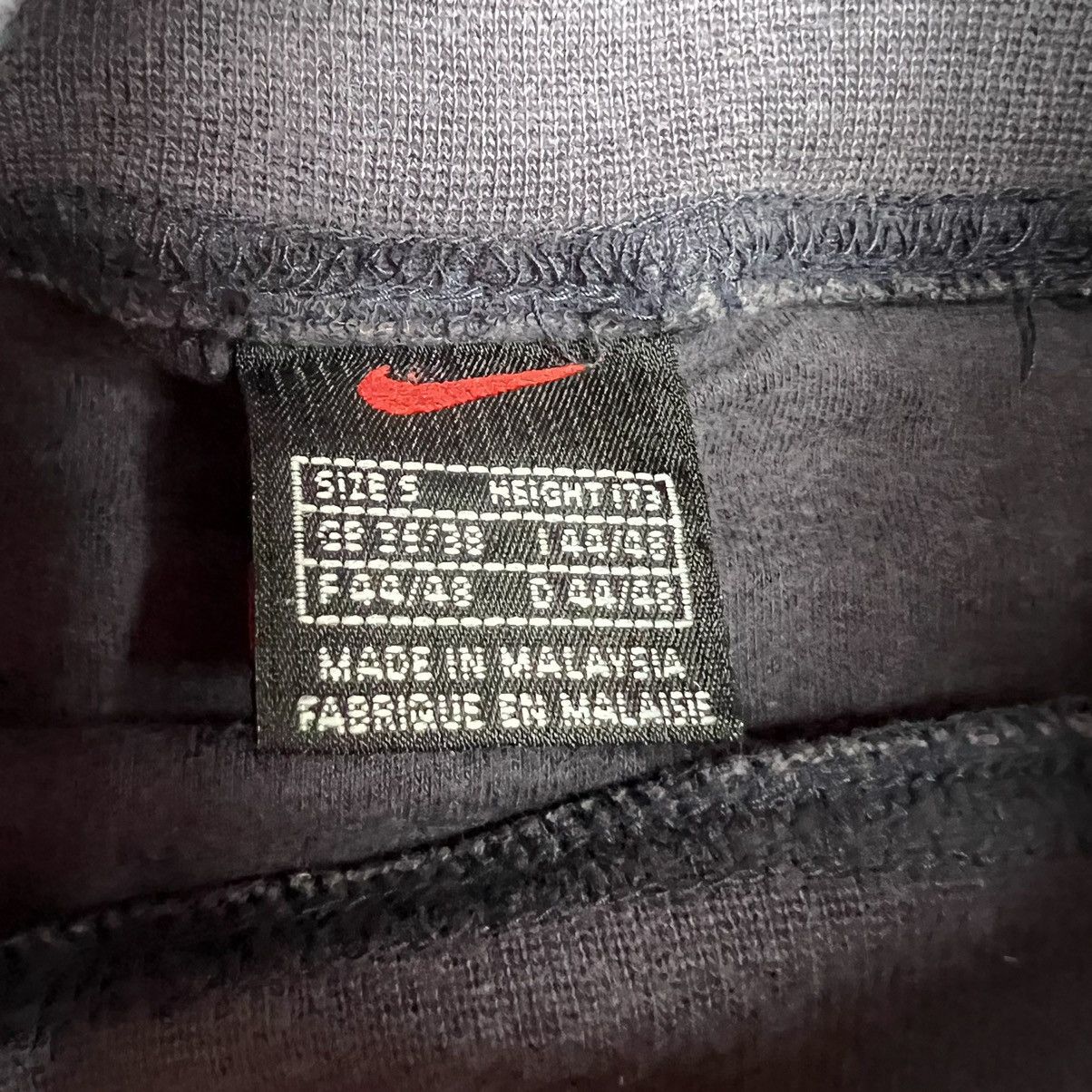 Nike × Vintage 90s Vintage Nike Turtleneck Sweater Size US S / EU 44-46 / 1 - 5 Thumbnail