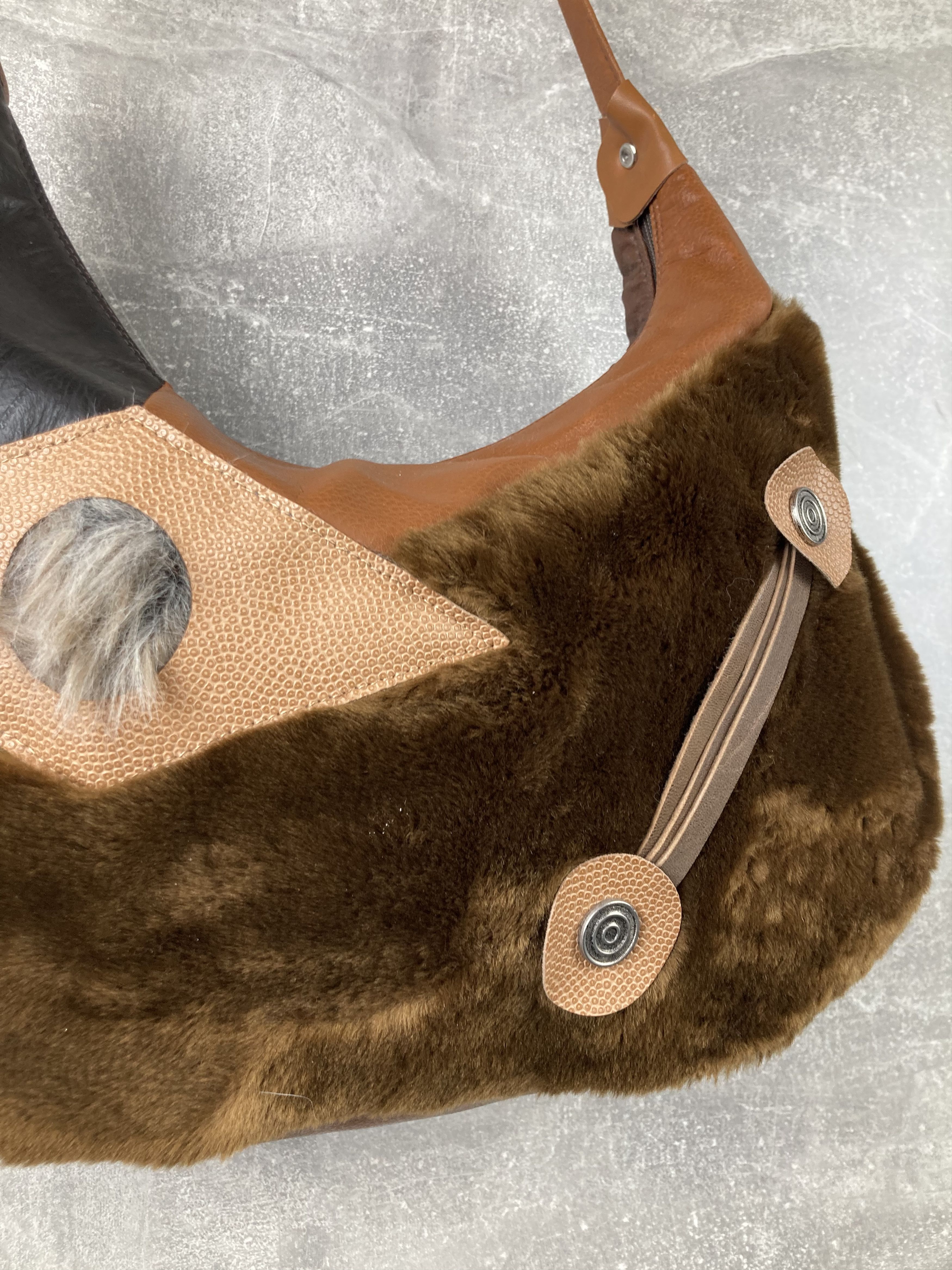 Genuine Leather Womens fluffy brown leather Y2K avant garde crossbody bag Size ONE SIZE - 5 Thumbnail