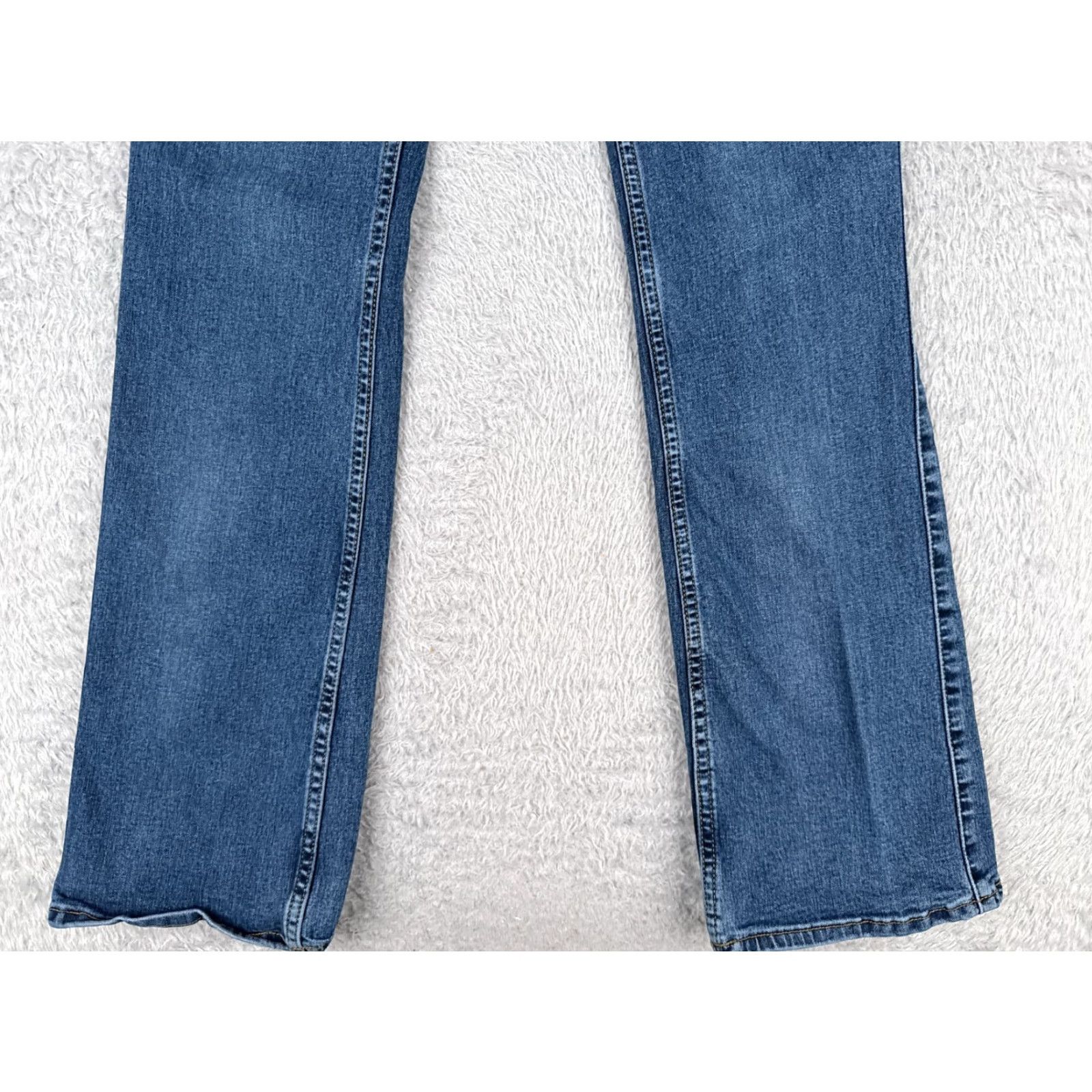 Lee Lee Jeans Women Blue Denim Slim Bootcut 28x30 Mid Rise Cotton 5-Pocket Zipper Distressed Regular 30" Inseam Jeans Mens? Size 28" / US 6 / IT 42 - 2 Thumbnail