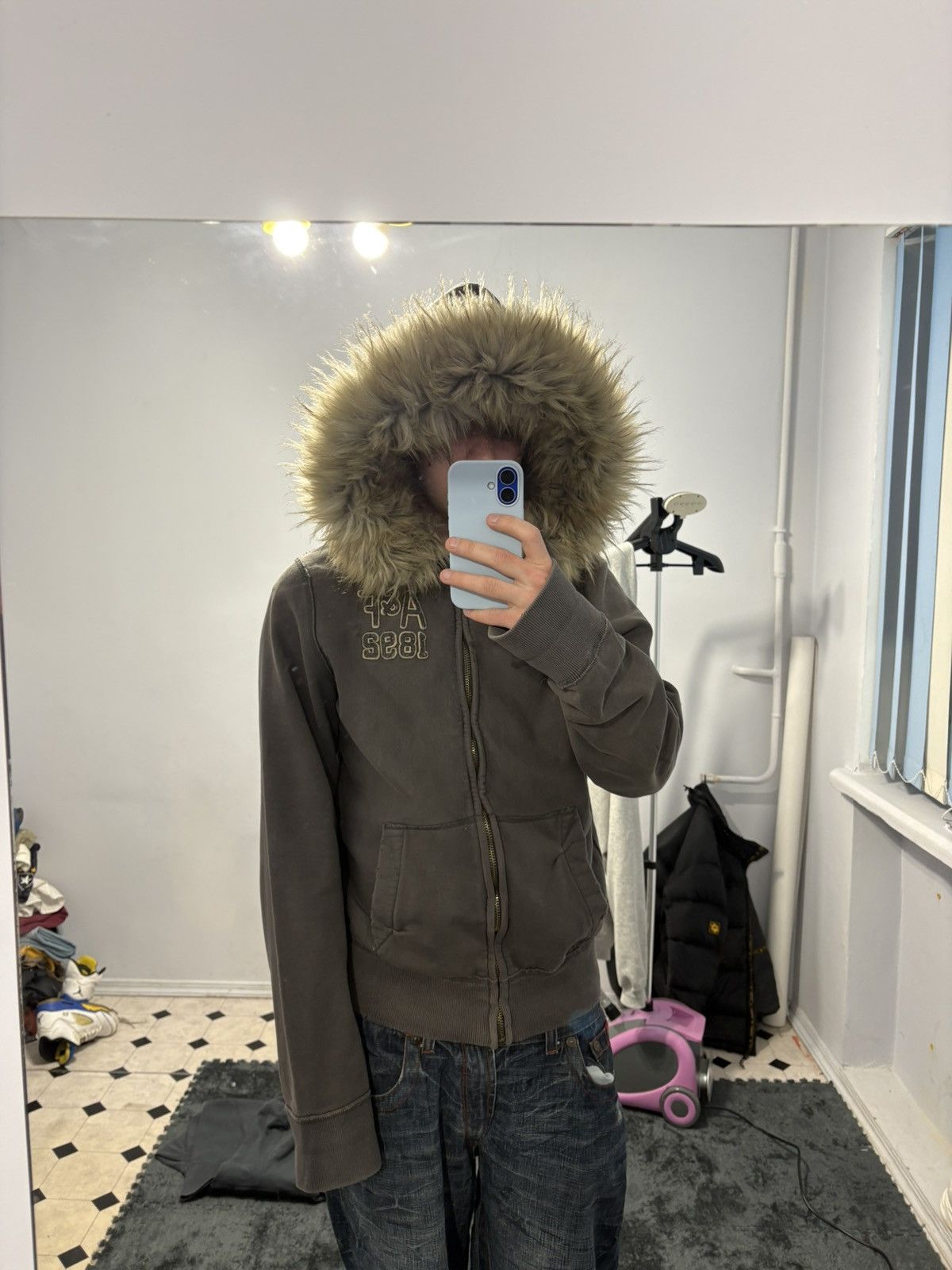Abercrombie & Fitch Abercrombie & Fitch Y2K Fur Hoodie Size US L / EU 52-54 / 3 - 8 Thumbnail