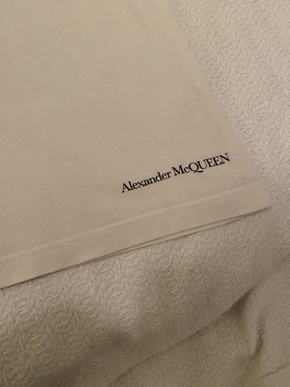 Alexander McQueen Alexander McQueen Tshirt Size US XL / EU 56 / 4 - 5 Thumbnail