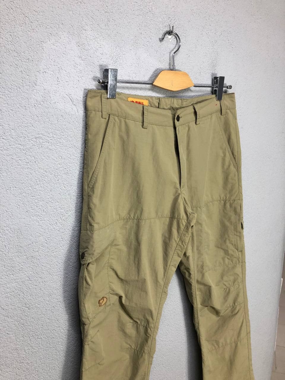 Fjallraven Fjallraven mens cargo pants size 50 / W 34 L 34 Size US 34 / EU 50 - 2 Thumbnail