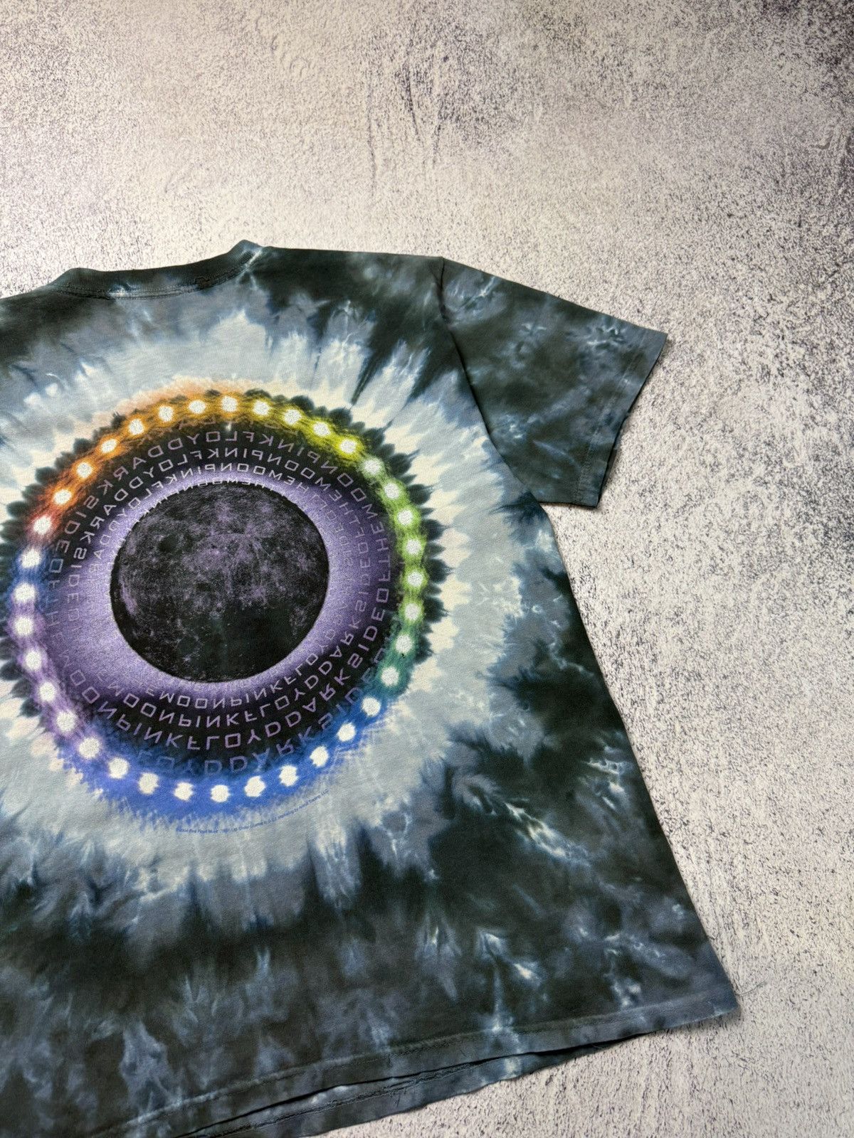 Pink Floyd Vintage Pink Floyd Dark Side of The Moon Tie Dye T shirt Size US M / EU 48-50 / 2 - 16 Thumbnail