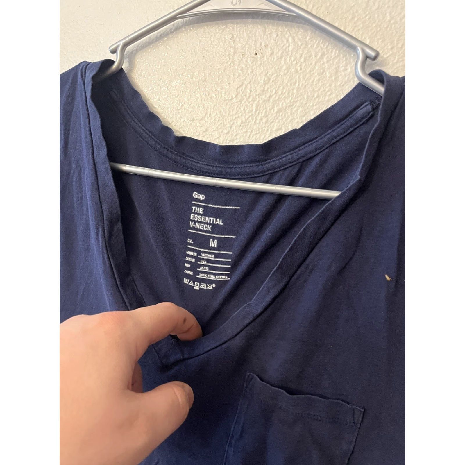 Gap VINTAGE Womens GAP Essential V-Neck Navy Blue Short Sleeve T-Shirt M Solid Size M / US 6-8 / IT 42-44 - 2 Thumbnail