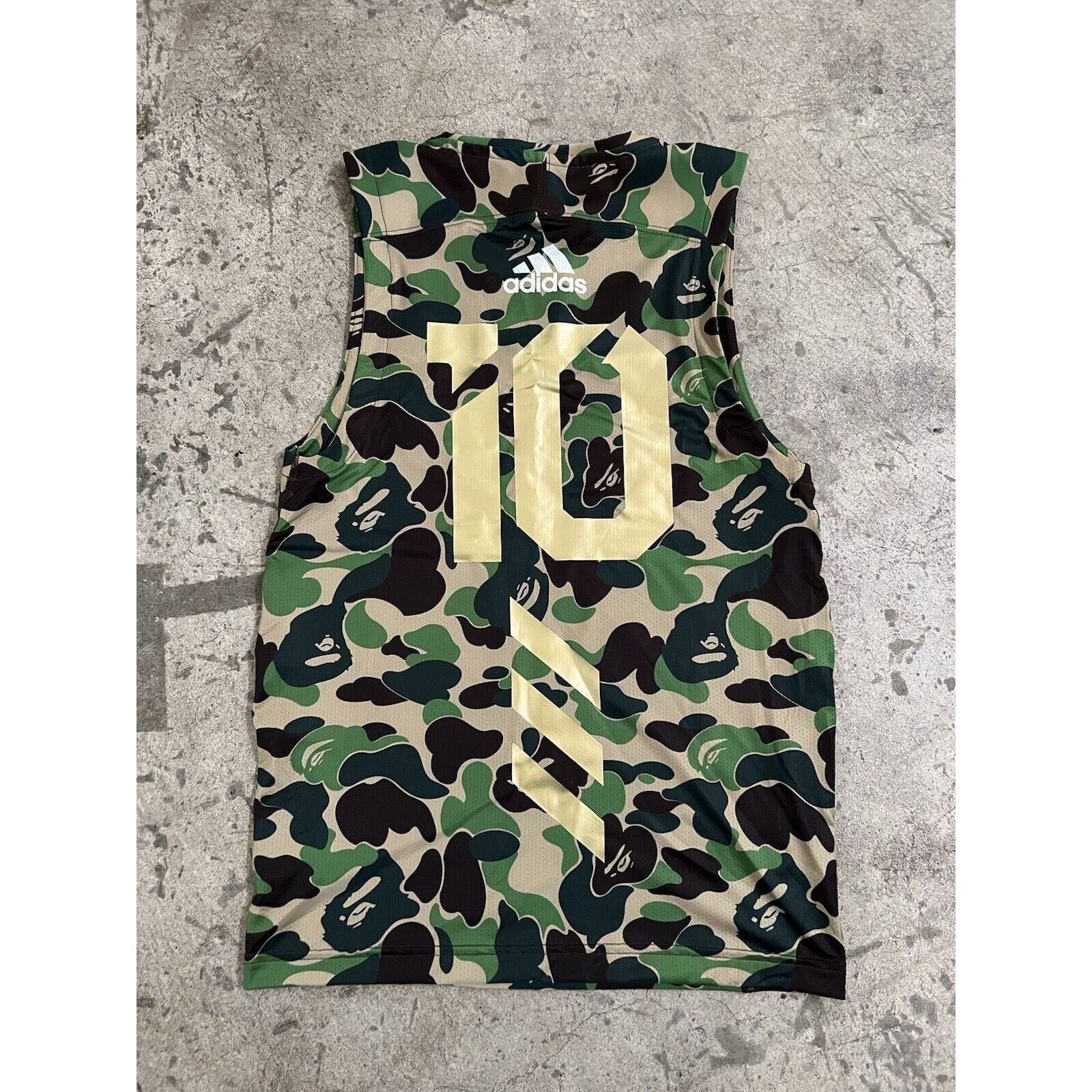 Bape BAPE x Adidas Camo Shark Jersey Super Bowl 7x7 Player Issue Size US M / EU 48-50 / 2 - 2 Thumbnail