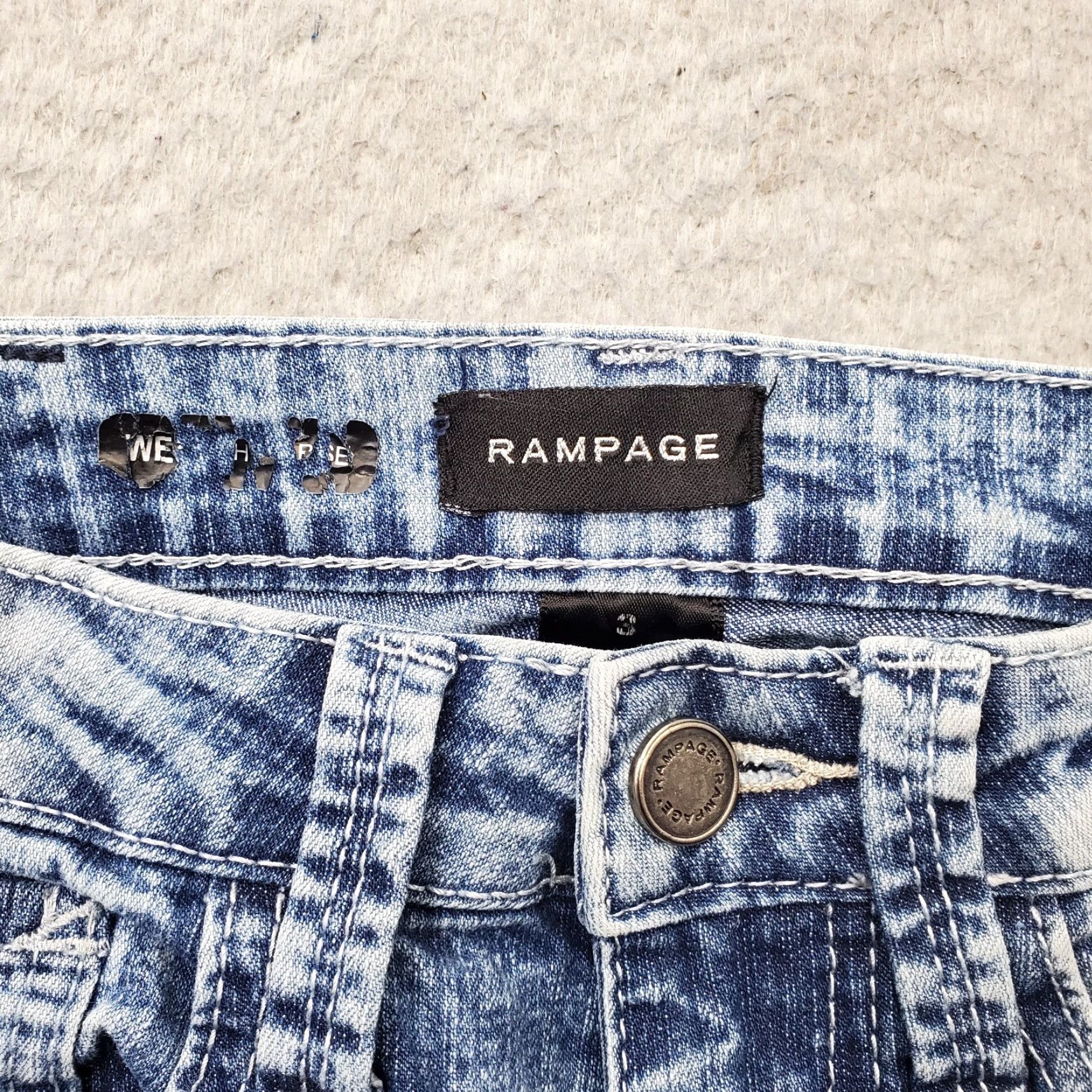 Vintage Rampage Jeans Women's 3 Multi Denim Stretch Acid Wash Streetwear Skinny Leg Jeans Size 26" / US 2 / IT 38 - 7 Thumbnail