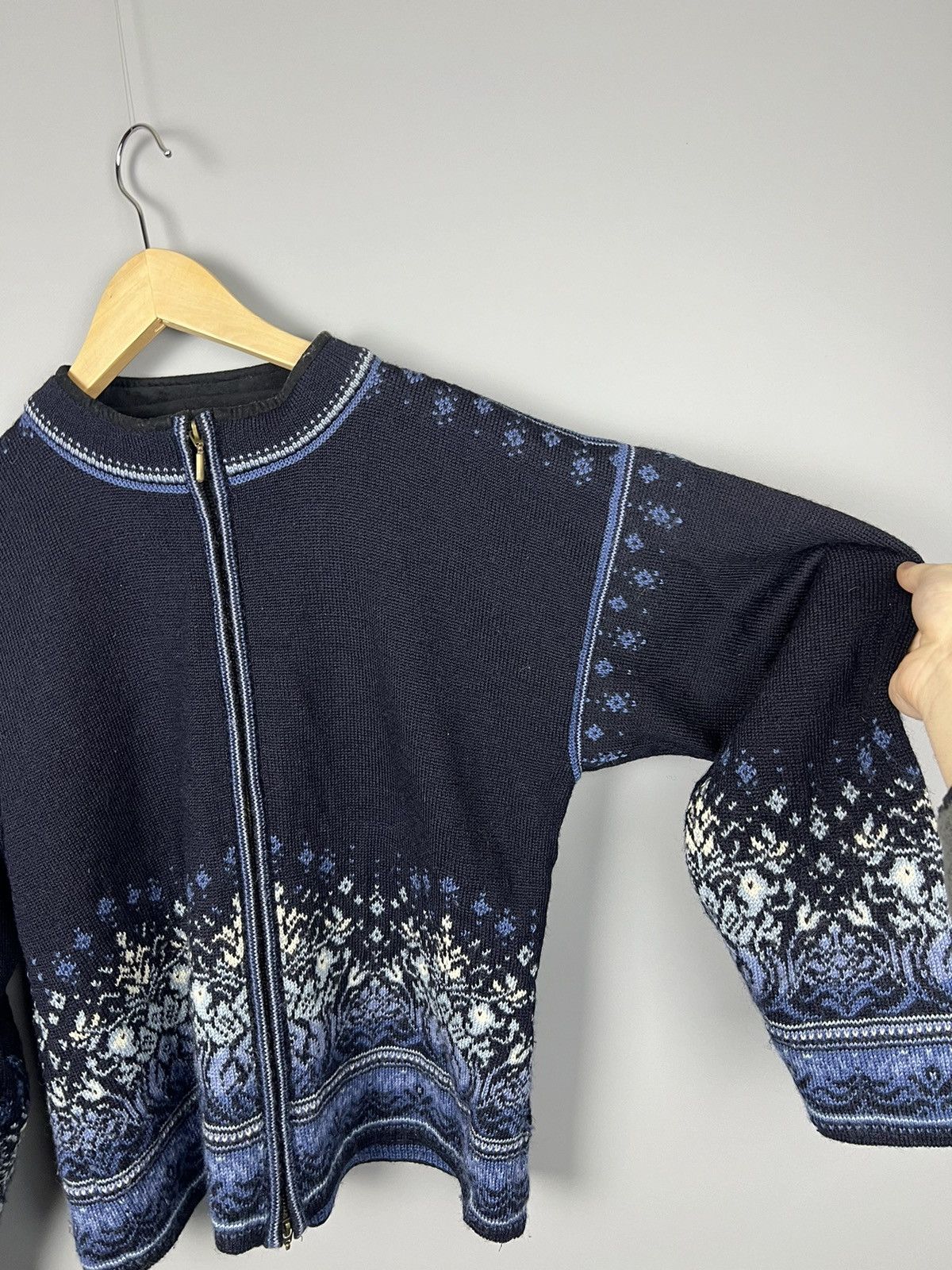Dale Of Norway Dale of Norway sweater cardigan knit jacket wool old money Size M / US 6-8 / IT 42-44 - 12 Thumbnail