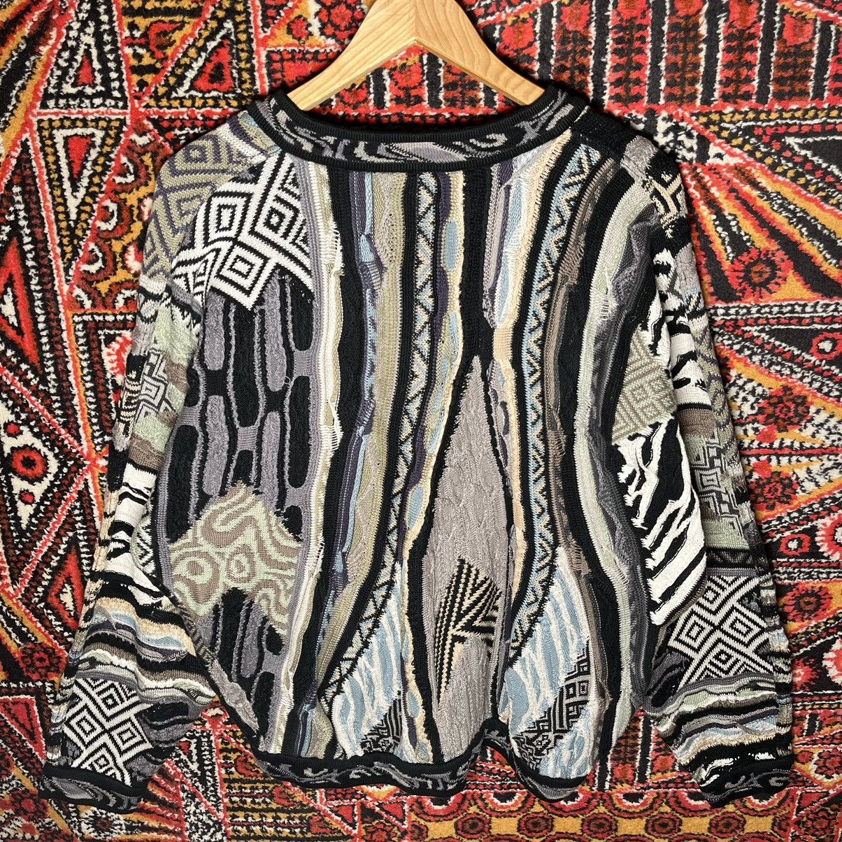Coogi Rare Vintage Streetwear Stitched Sweater COOGI Size US L / EU 52-54 / 3 - 4 Thumbnail
