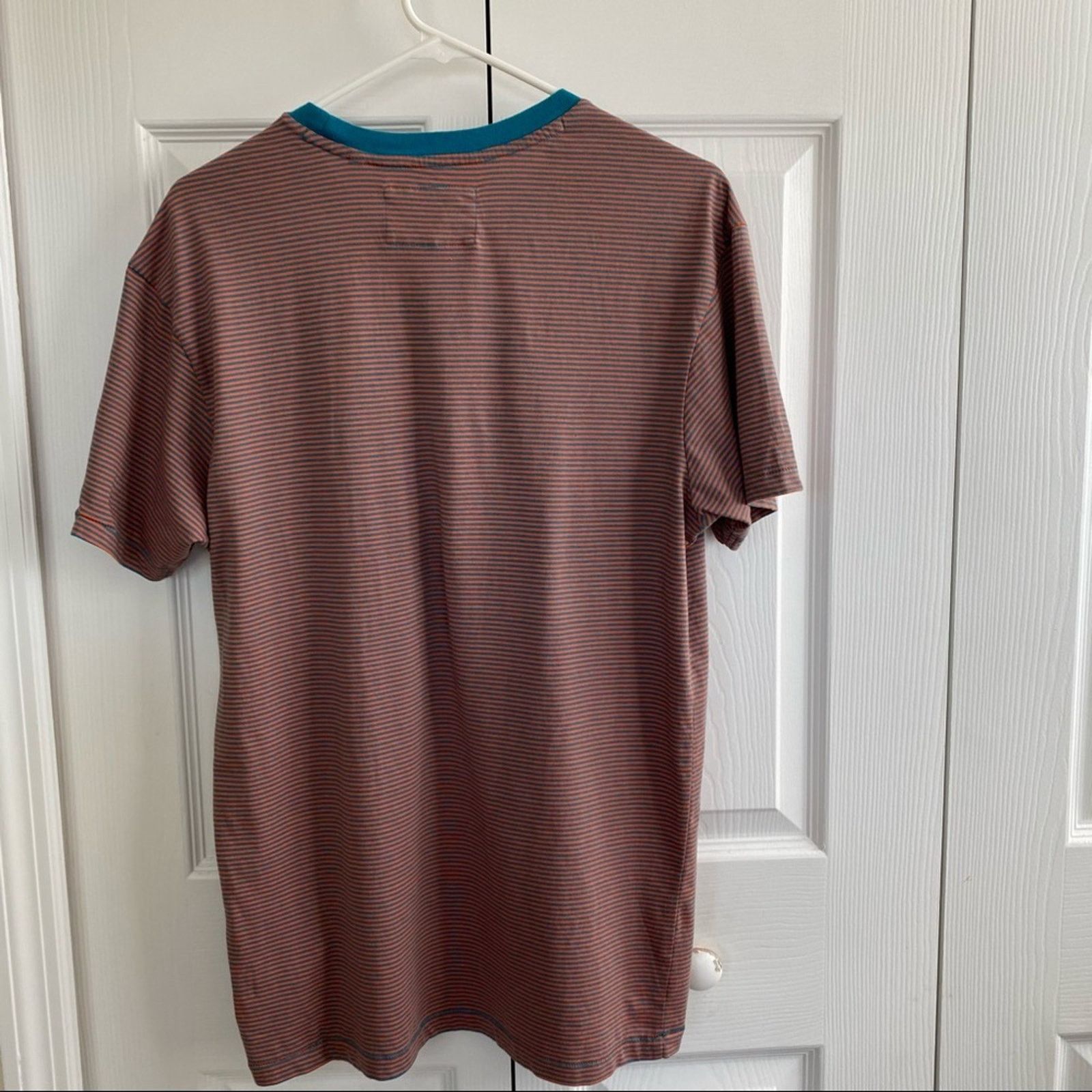 Guess Guess Short-sleeve crewneck tee size M Size US M / EU 48-50 / 2 - 2 Thumbnail