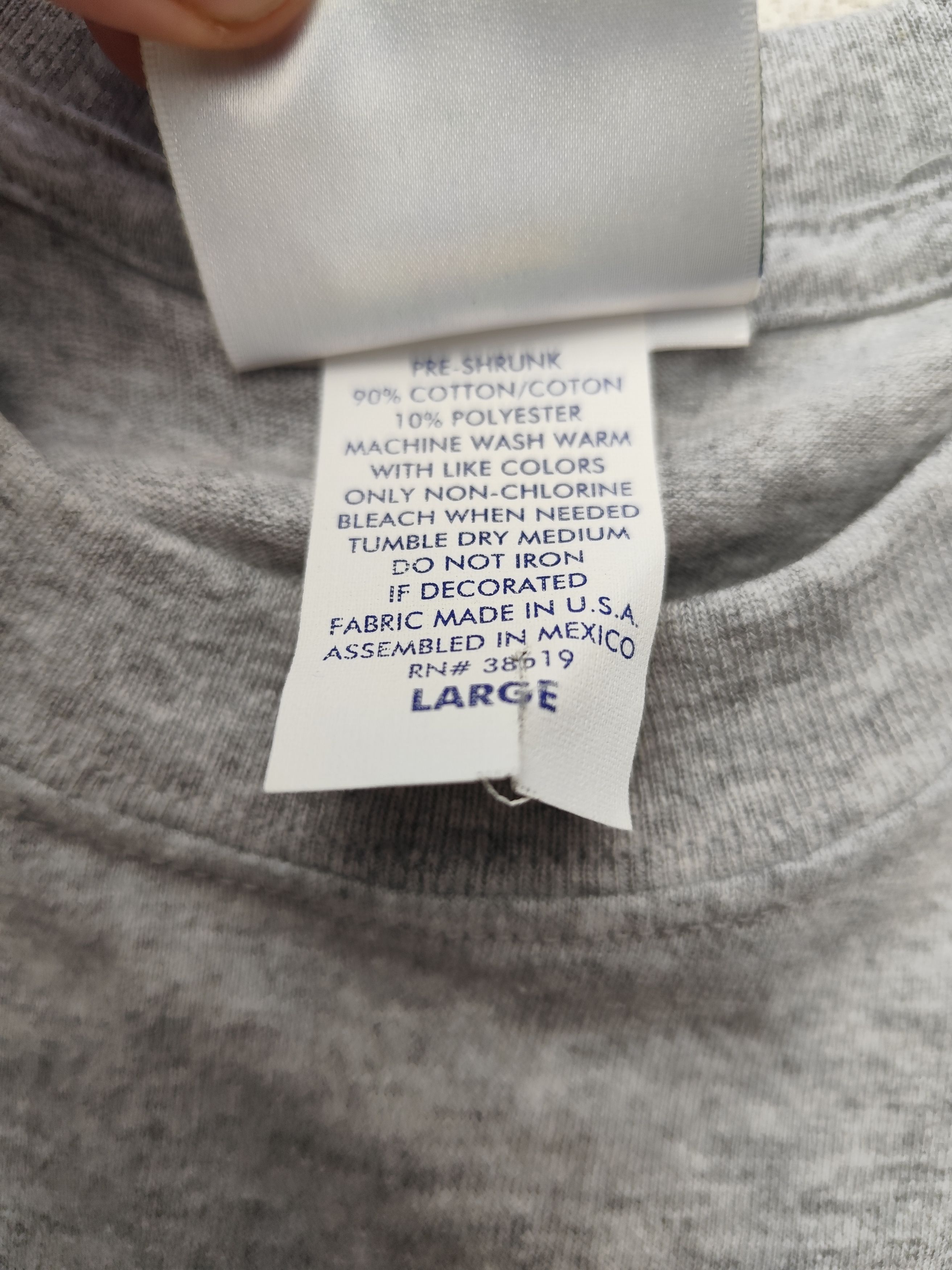 Universal Studios × Vintage Vintage streetwear y2k 90s Universal Studios T Shirt Sz L Size US L / EU 52-54 / 3 - 4 Thumbnail
