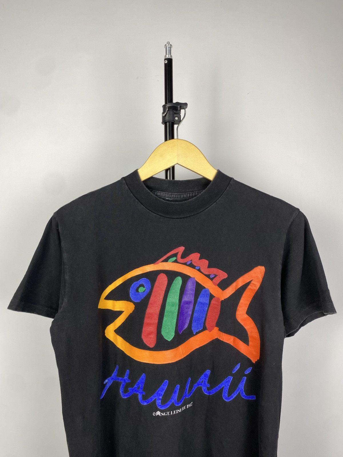 Vintage Vintage 1987 Art Hawaii Print Logo Surf USA T shirt Size US S / EU 44-46 / 1 - 2 Thumbnail