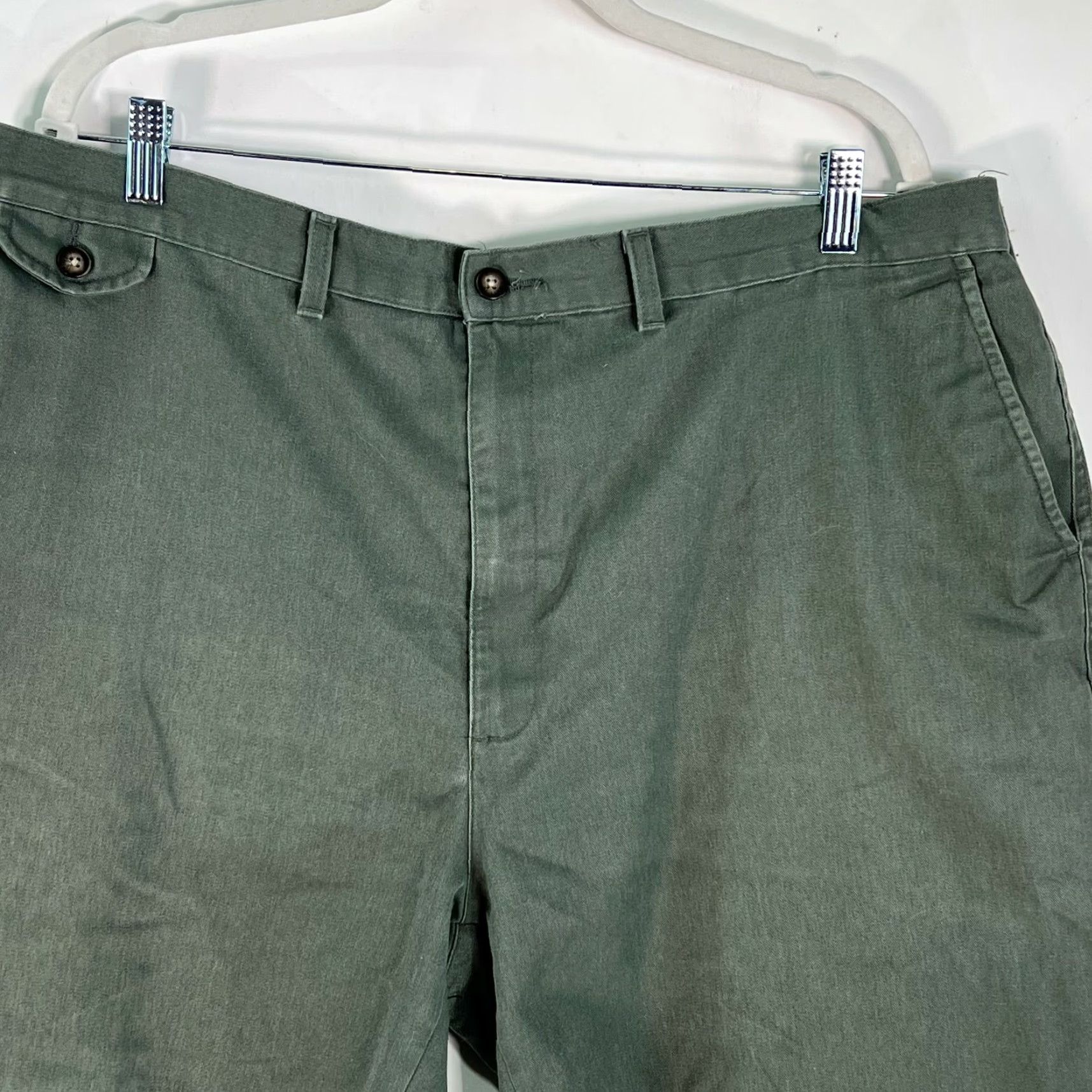 Vintage Town Craft Mens Chino Shorts 44W Regular Inseam 12in Green Stain Release Easy Care Casual Shorts Mens Size US 42 / EU 58 - 3 Thumbnail