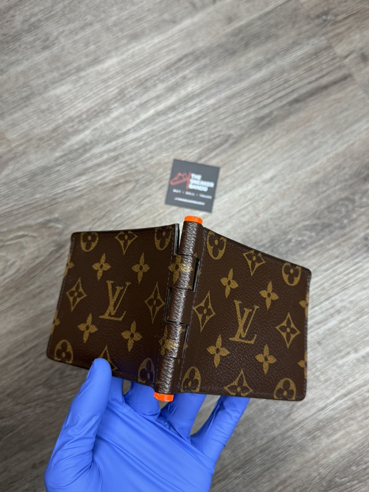 Louis Vuitton Louis Vuitton Virgil Multiple Wallet Monogram Solar Ray Size ONE SIZE - 2 Thumbnail